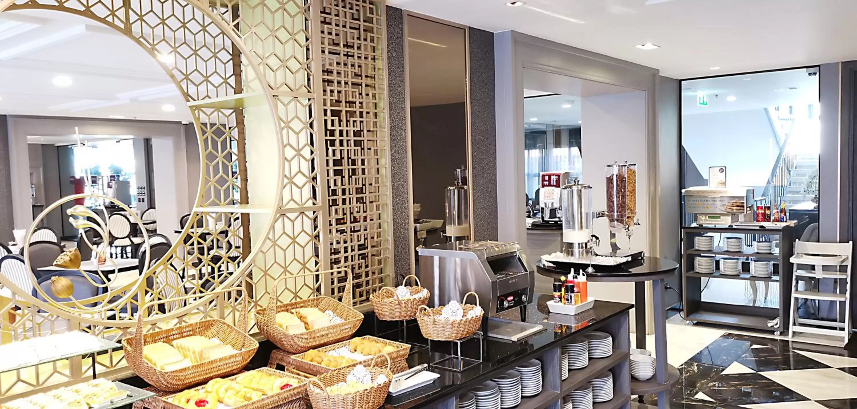 Buffet breakfast in SN Connx - SHA Plus