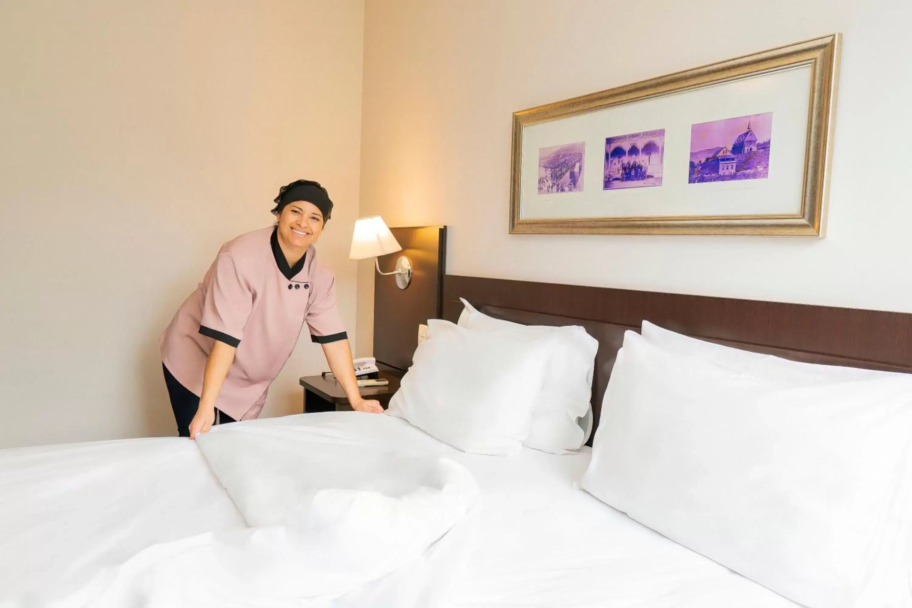 Staff, Bed in Mercure Jaragua do Sul