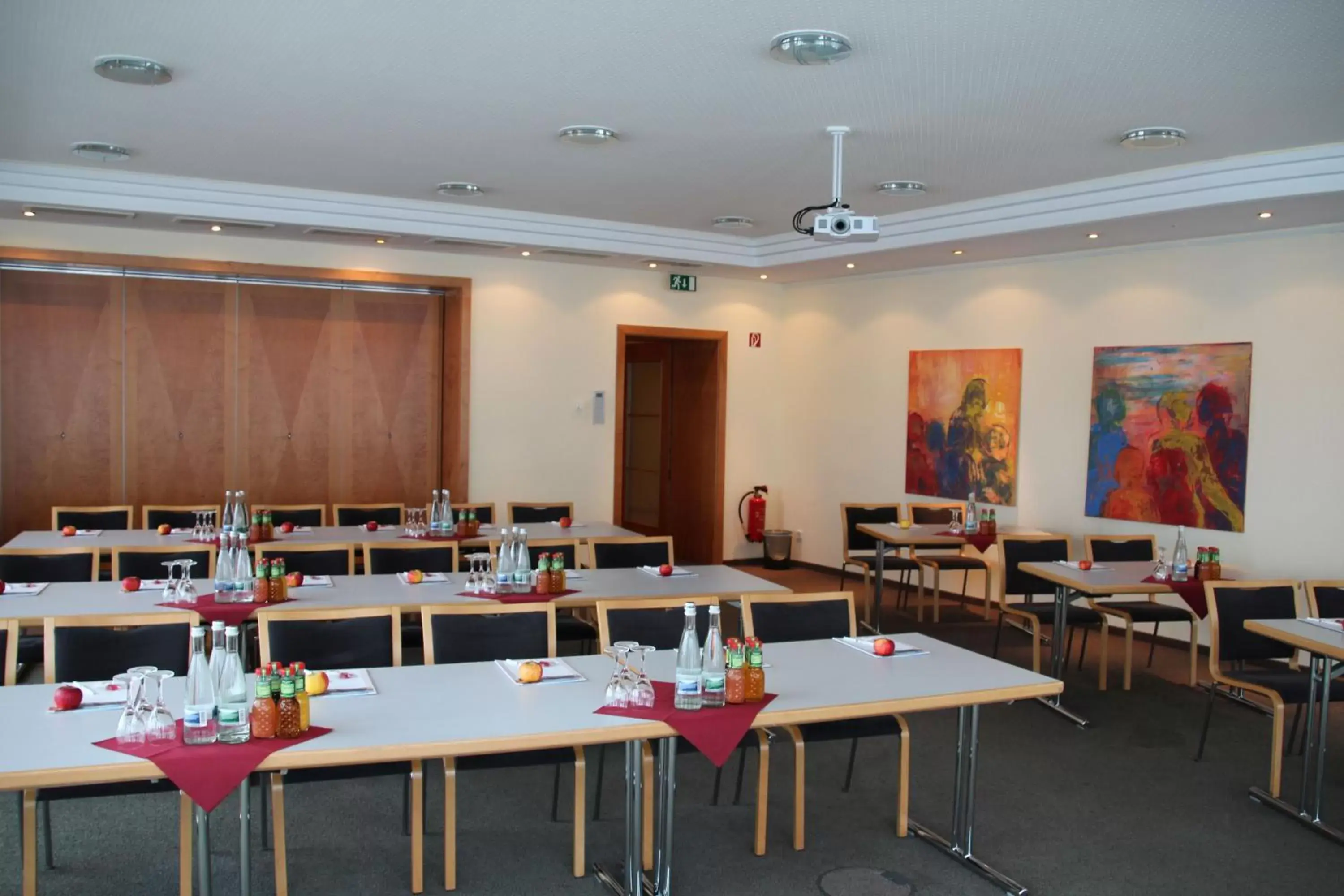 Restaurant/places to eat in Hotel Teuchelwald