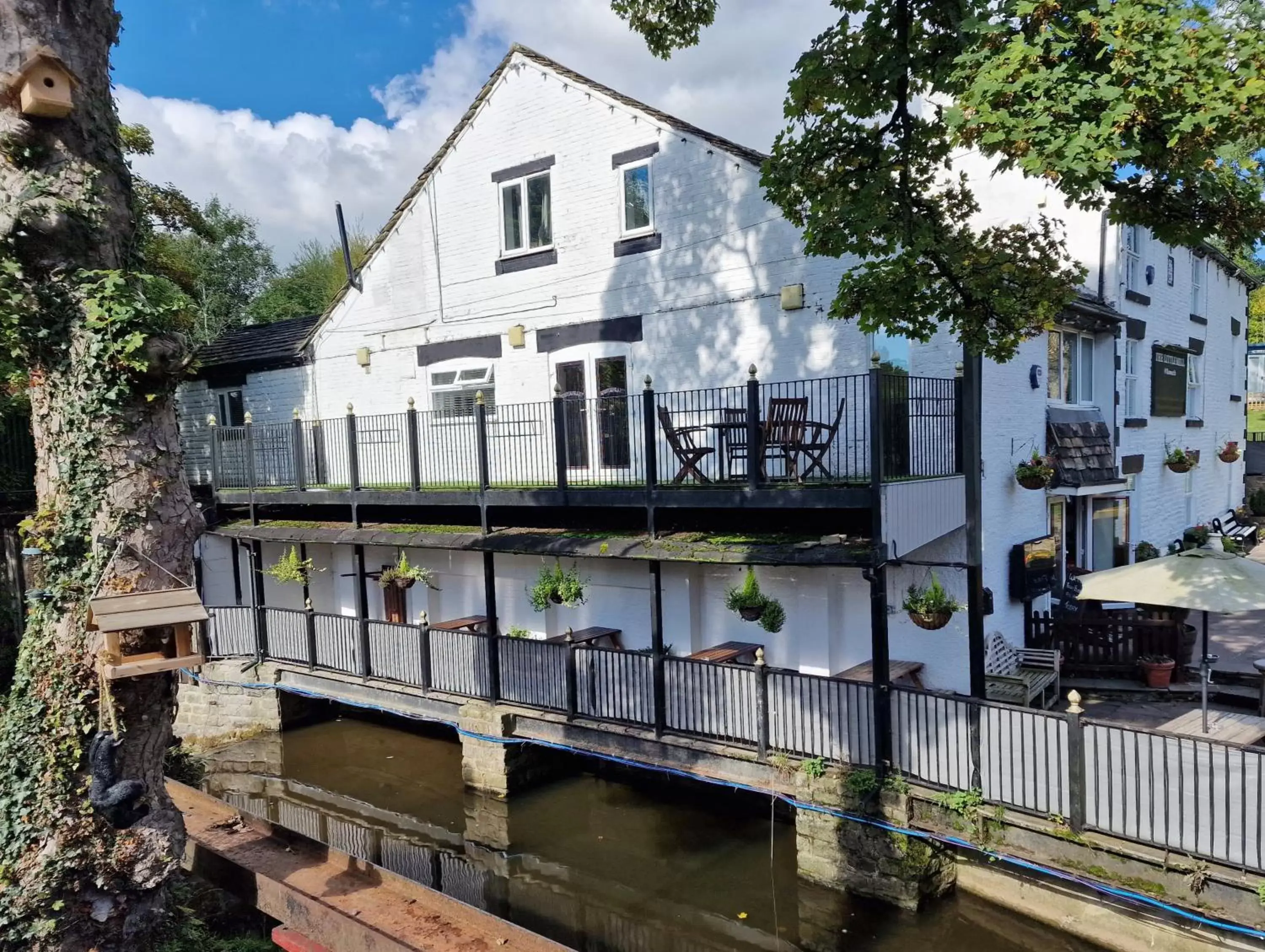 Property Building in The Little Mill Inn