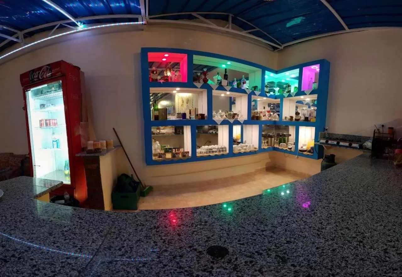 Restaurant/places to eat in Al Baeirat Hotel