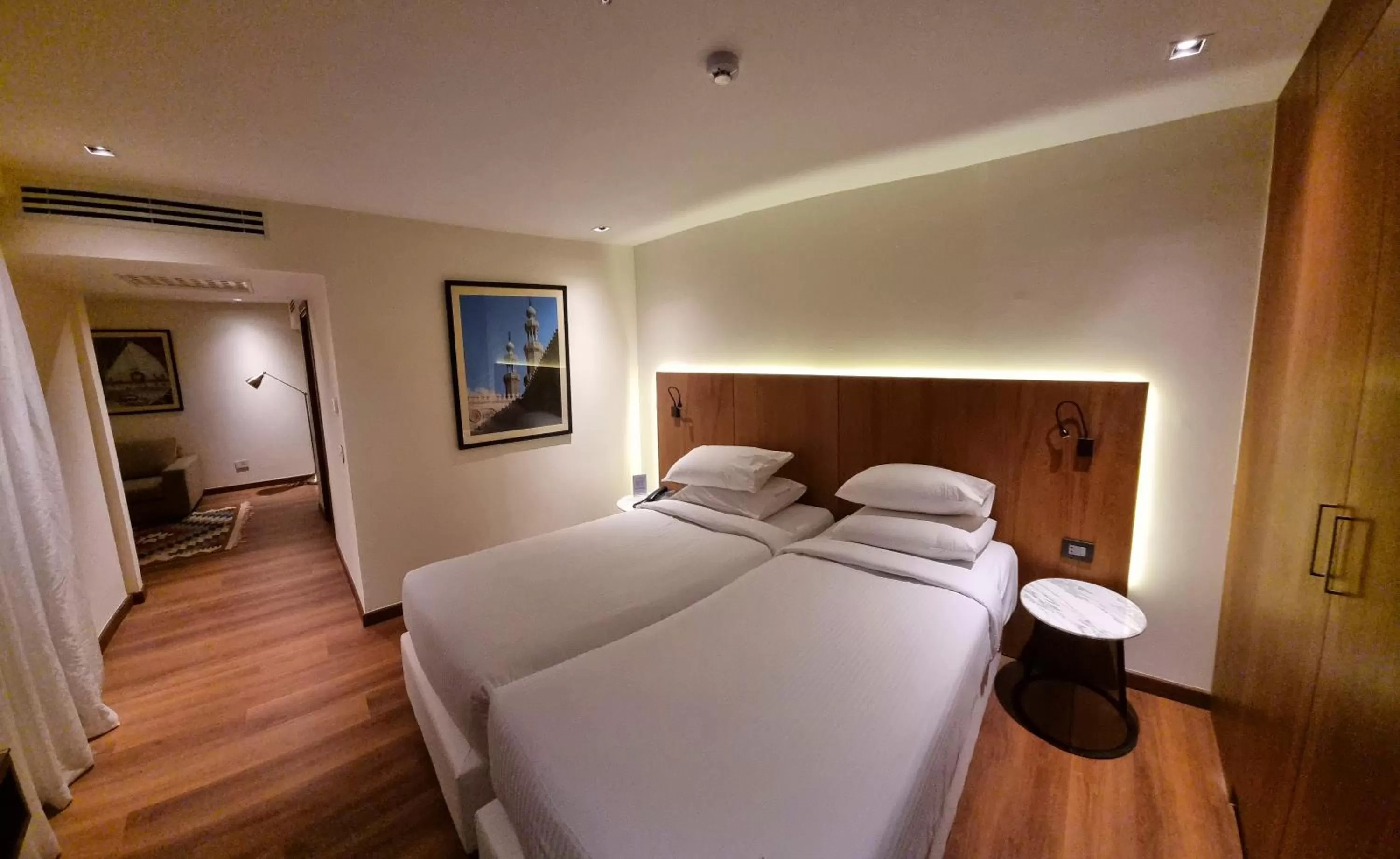 Photo of the whole room, Bed in The President Hotel Cairo