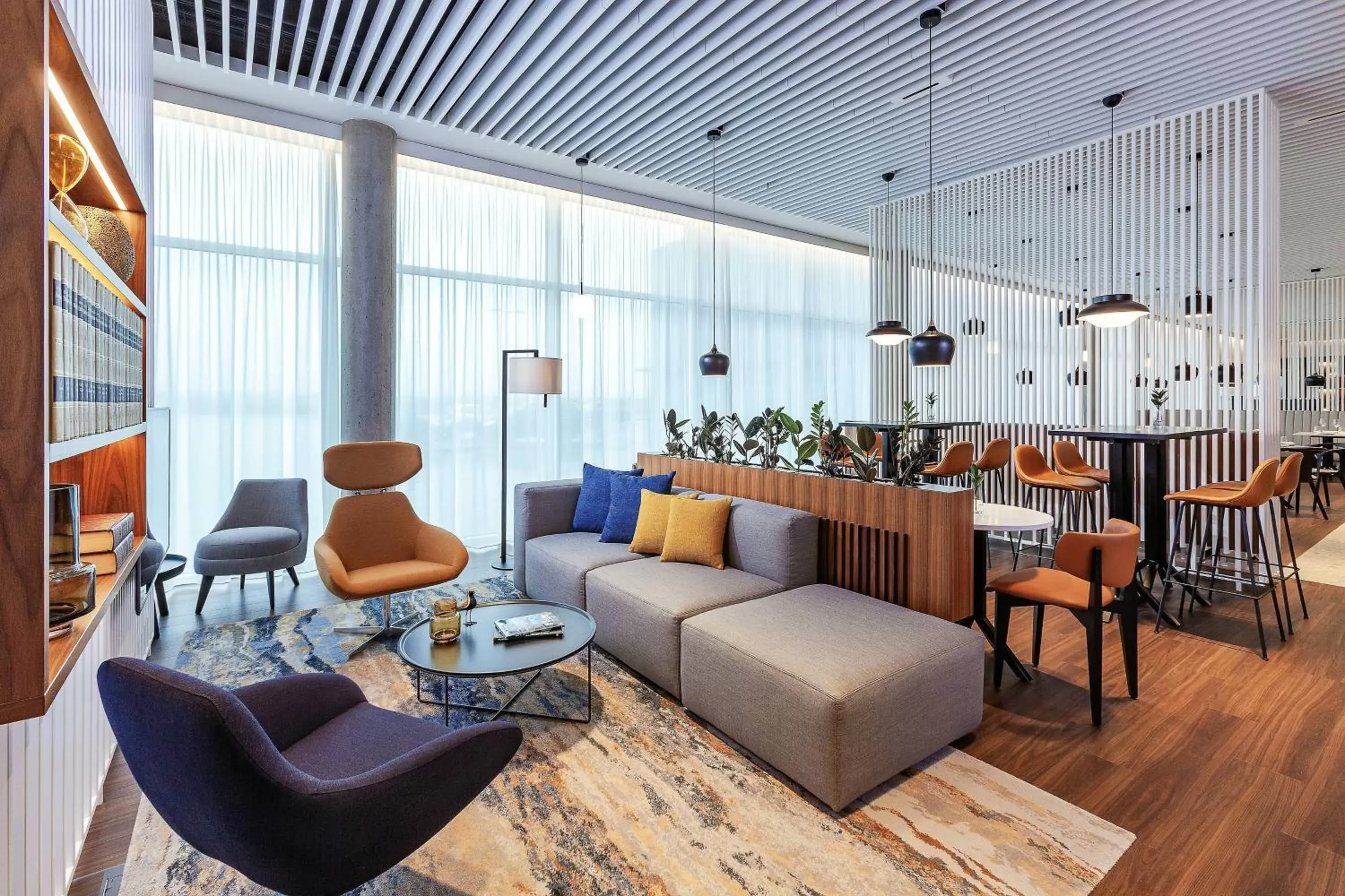 Lounge or bar in Courtyard by Marriott Reykjavik Keflavik Airport