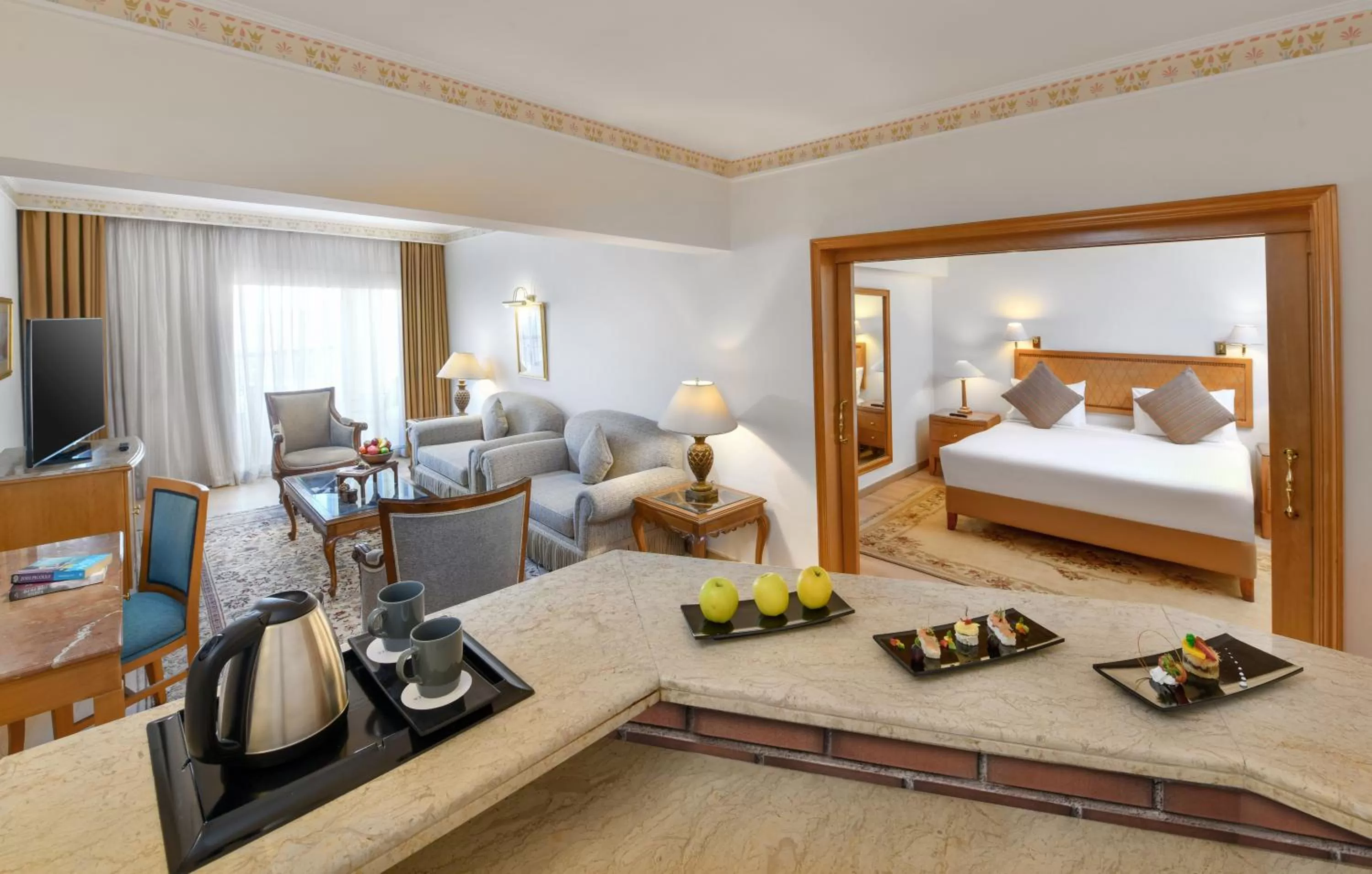 TV and multimedia, Bed in Steigenberger Nile Palace Luxor - Convention Center