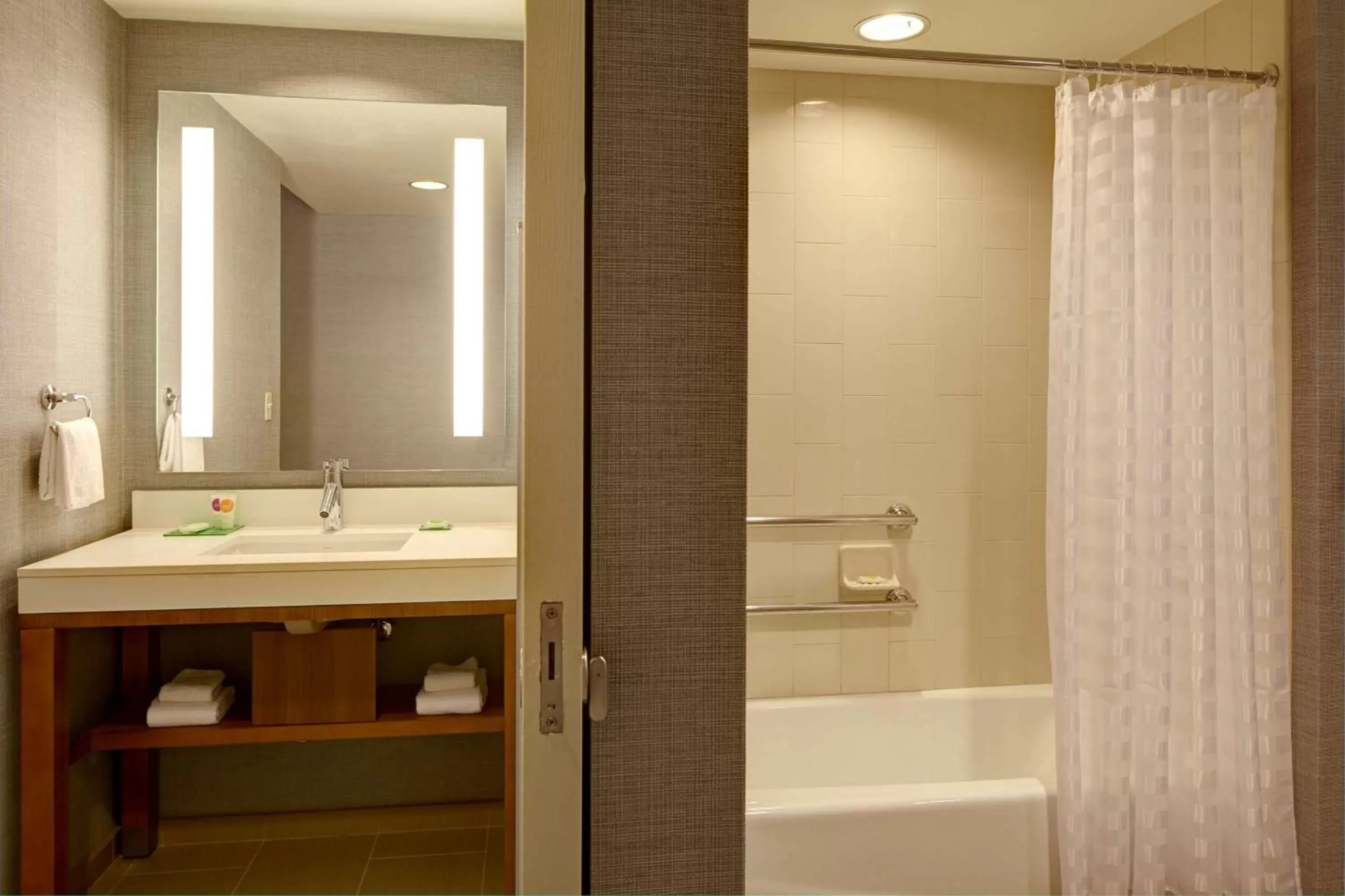 Bathroom in Hyatt Place Marlborough/Apex Center