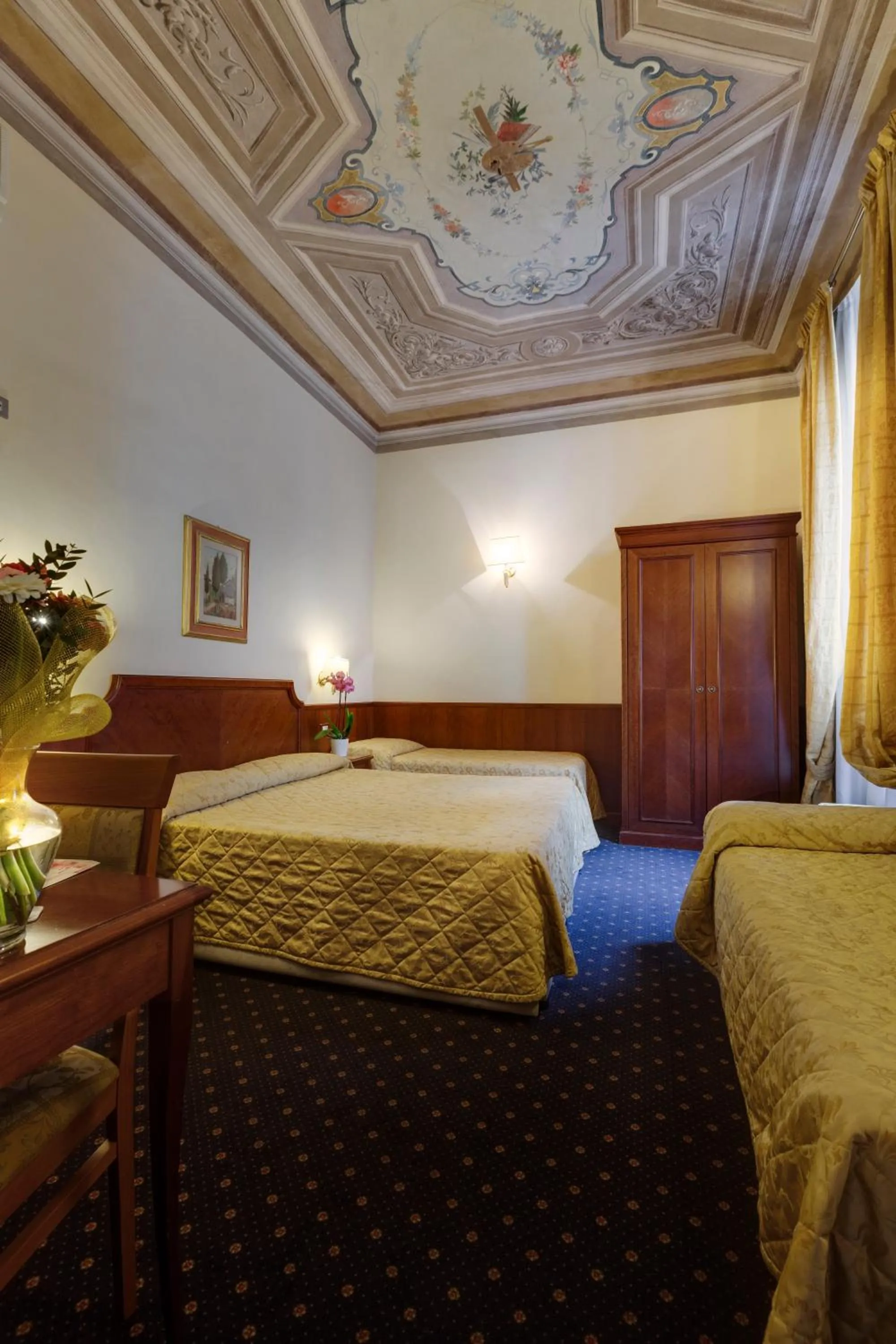 Bed in Hotel Arizona