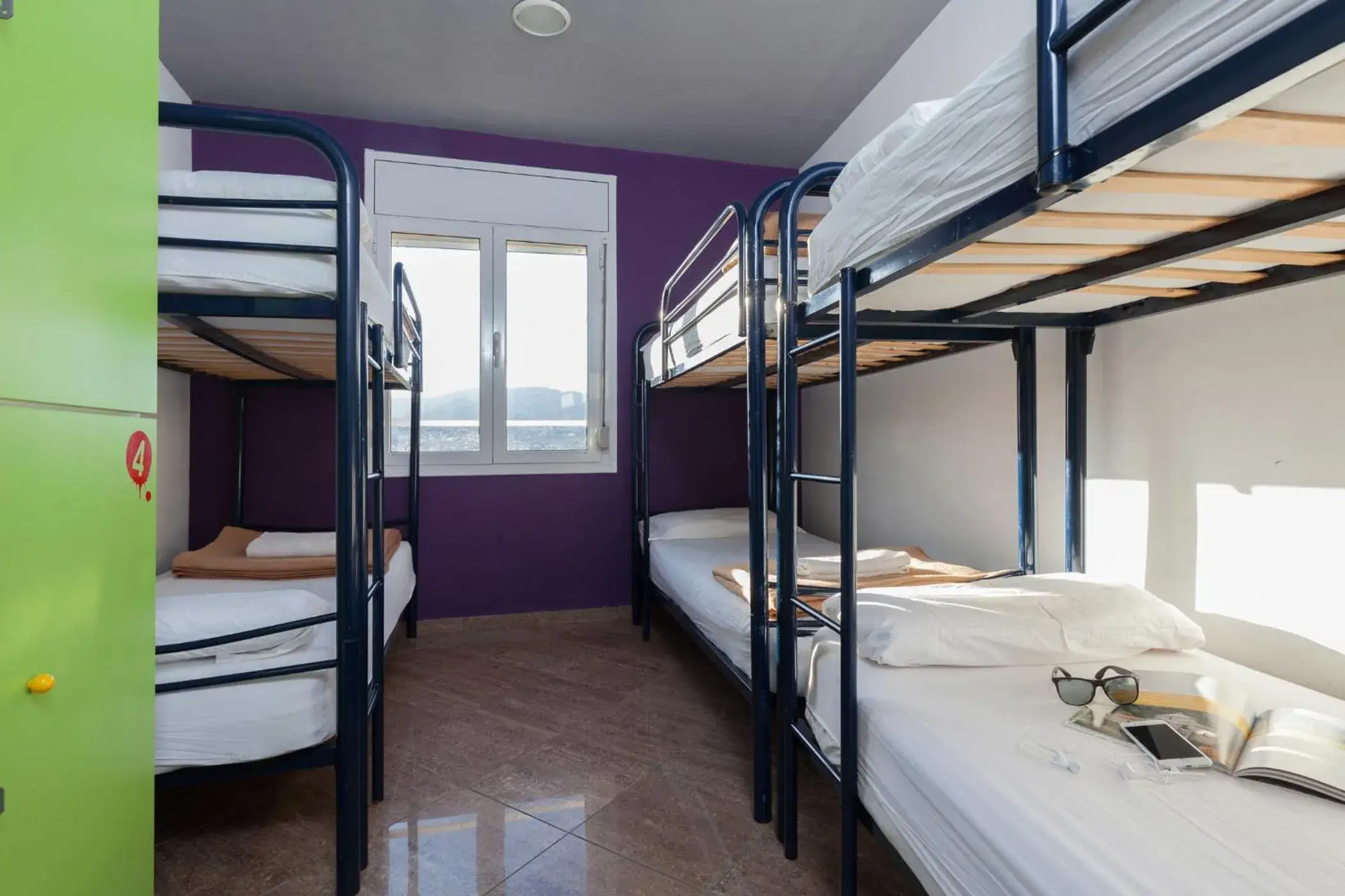 Bed in 10-Bed Mixed Dormitory Room in Mellow Hostel Barcelona