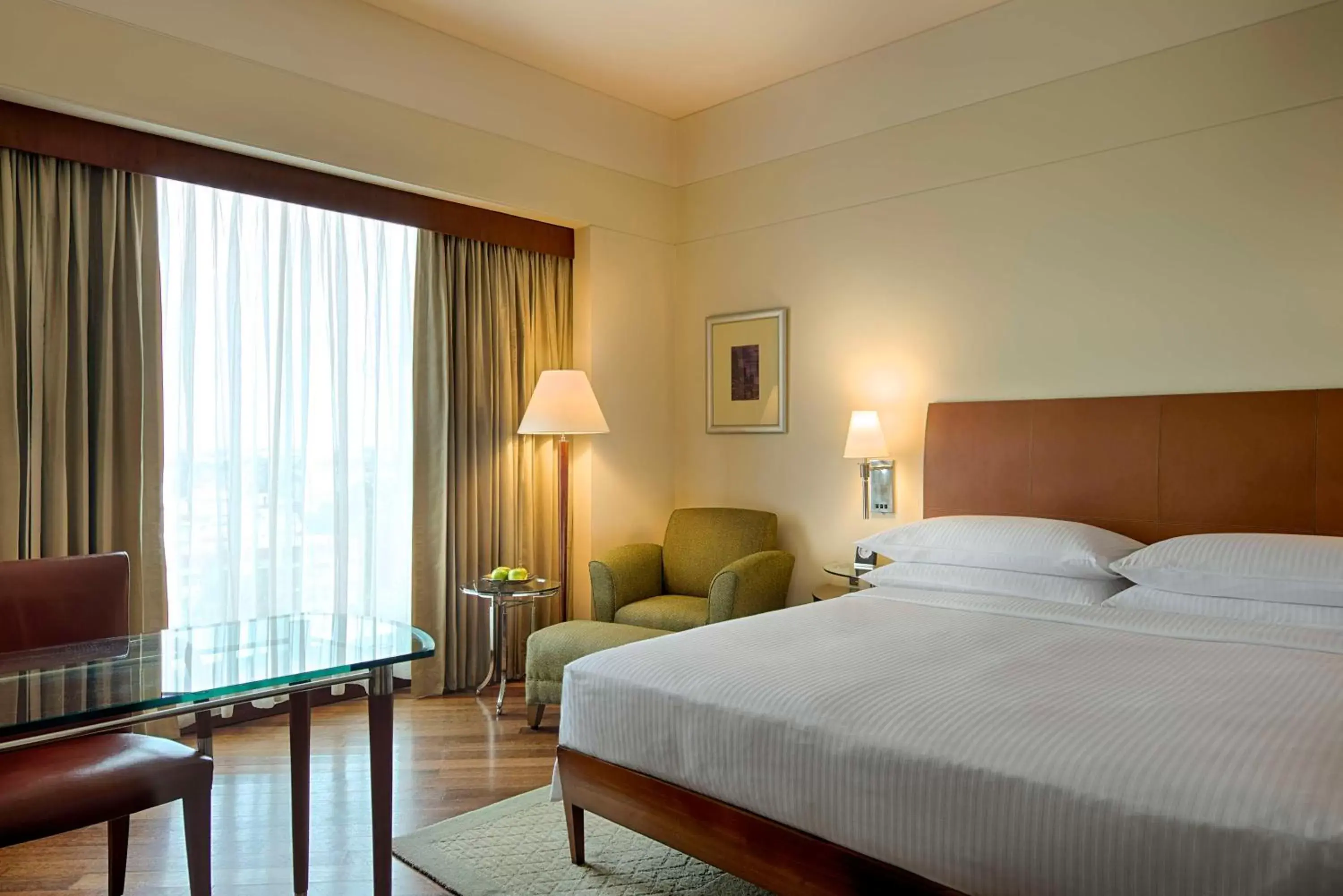 Bedroom, Bed in Hyatt Regency Kolkata