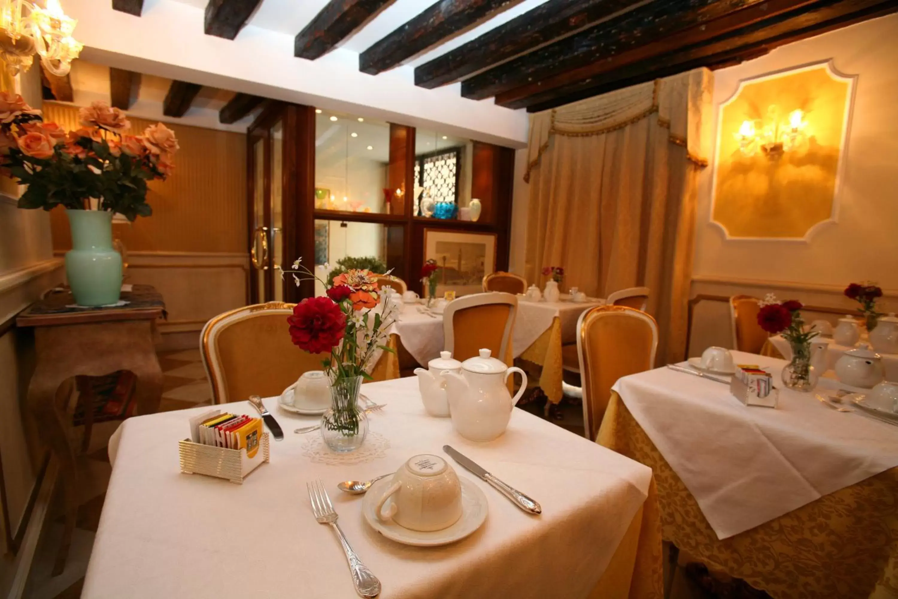 Restaurant/Places to Eat in Locanda Ca' del Brocchi
