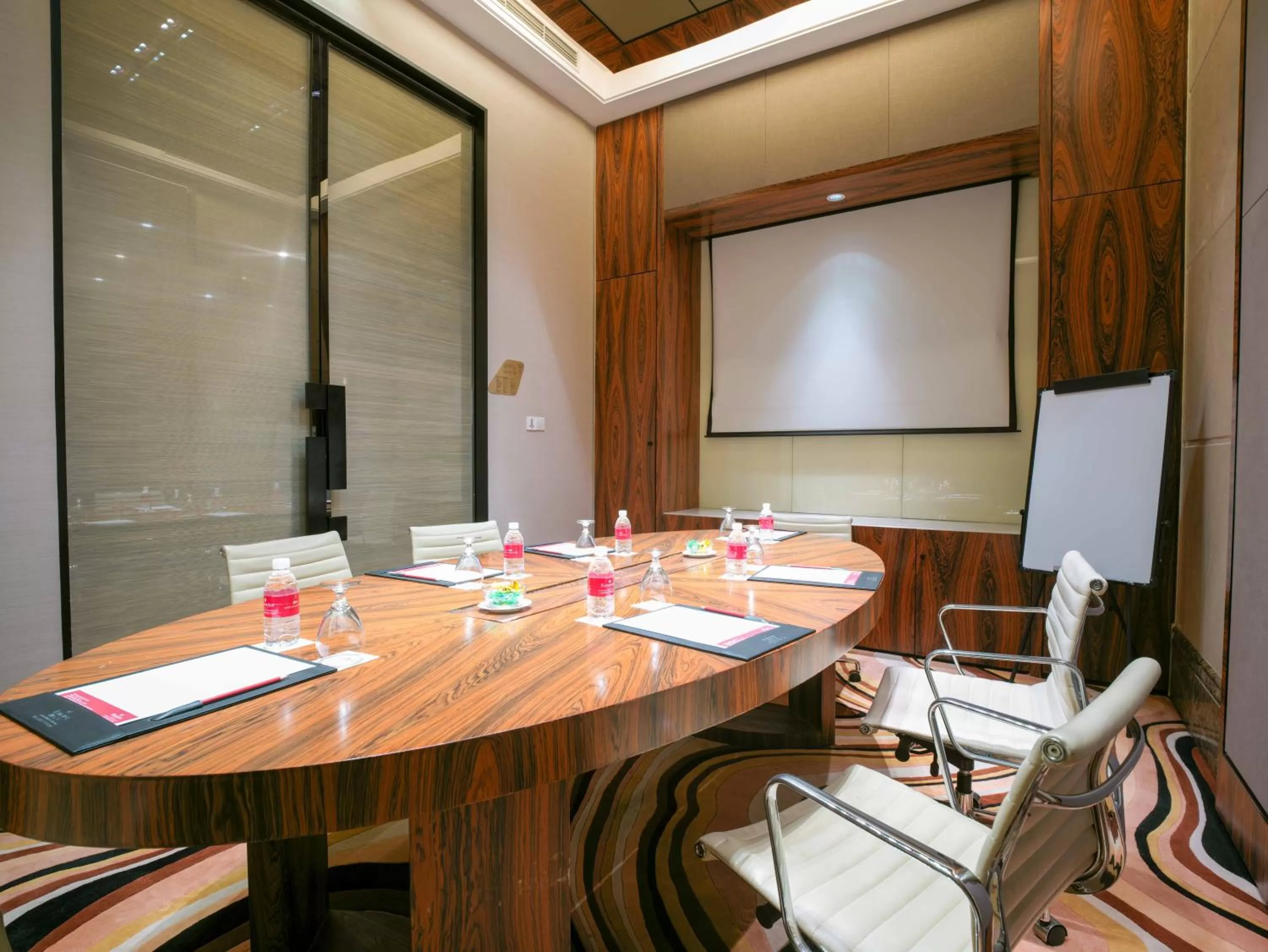 Meeting/conference room in Ramada Plaza Shanghai Pudong Airport - 3 mins to PVG depature floor & check entrance with hotel shuttle