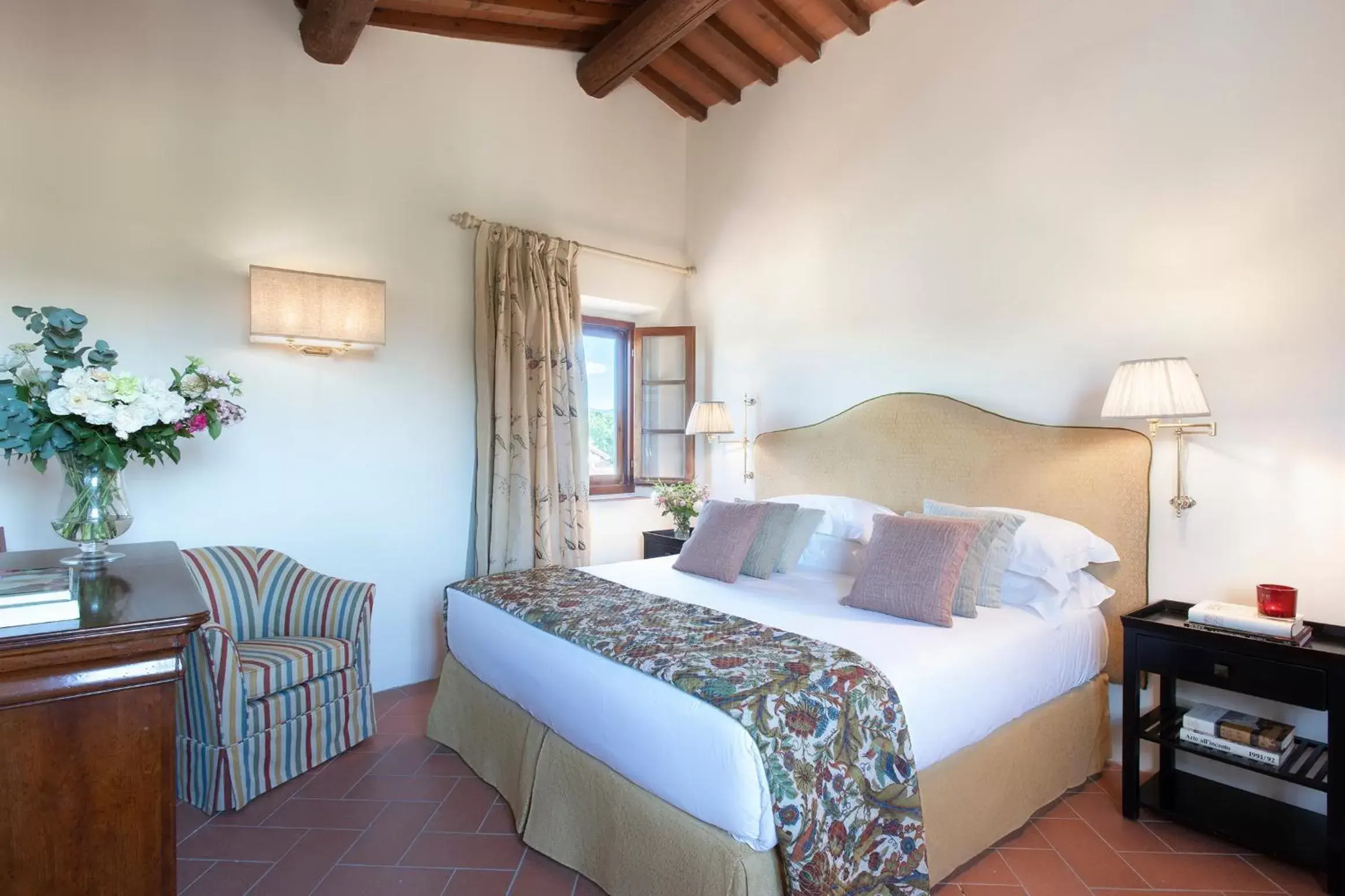 Bed in VIESCA Suites & Villas Il Borro Toscana