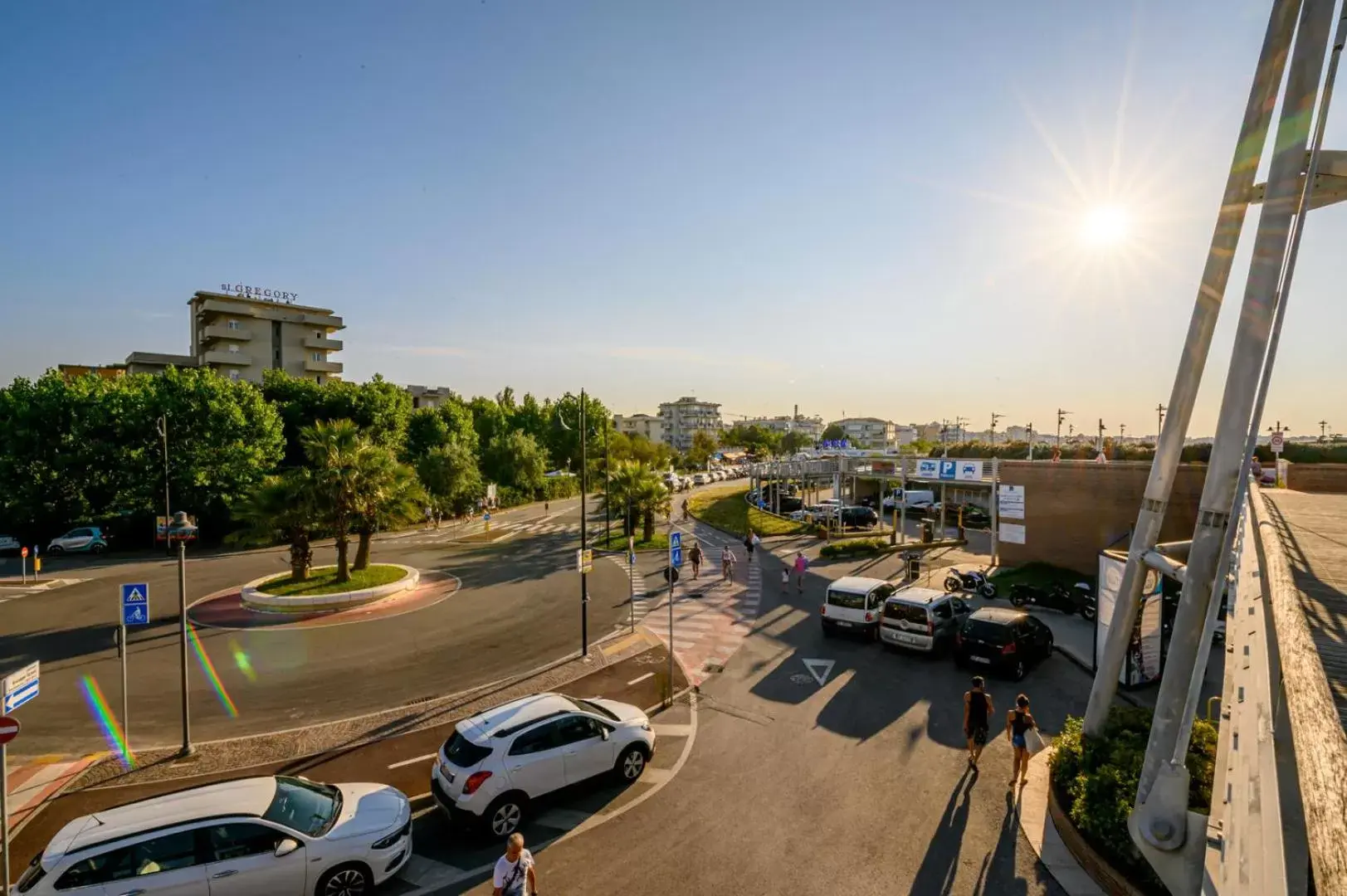 Street view in Hotel St Gregory Park