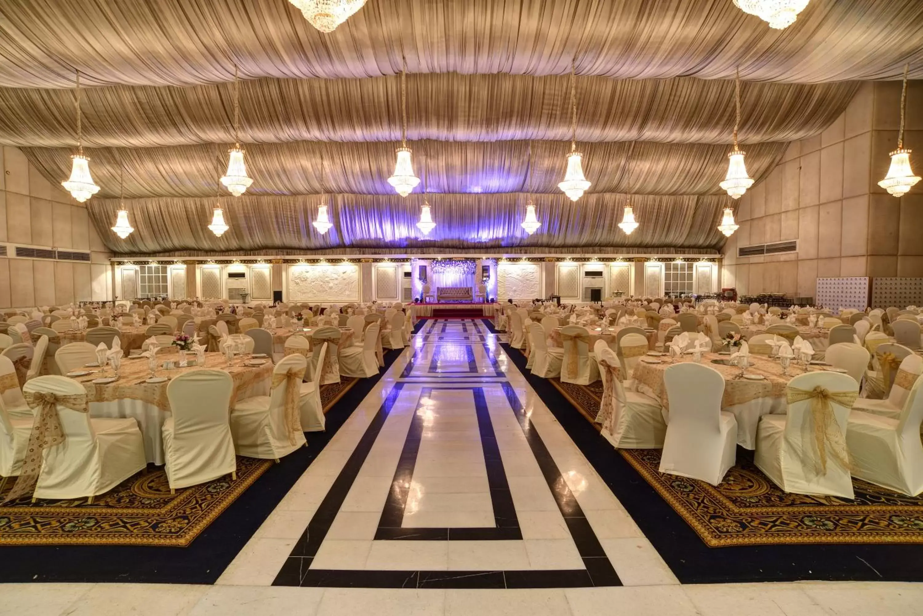 Banquet/Function facilities, Banquet Facilities in Karachi Marriott Hotel