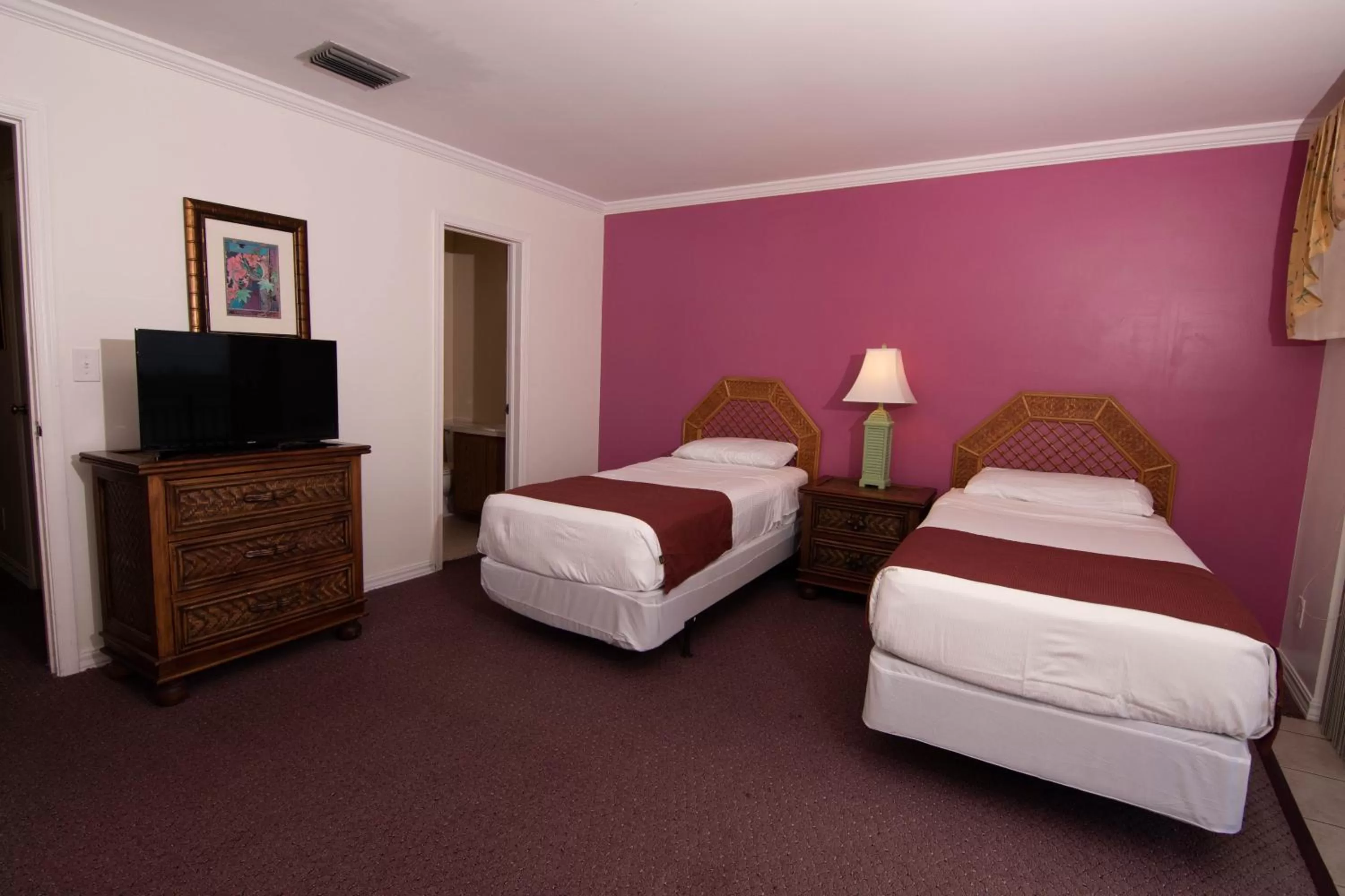 Bed in Palm Beach Waterfront Condos - Full Kitchens!