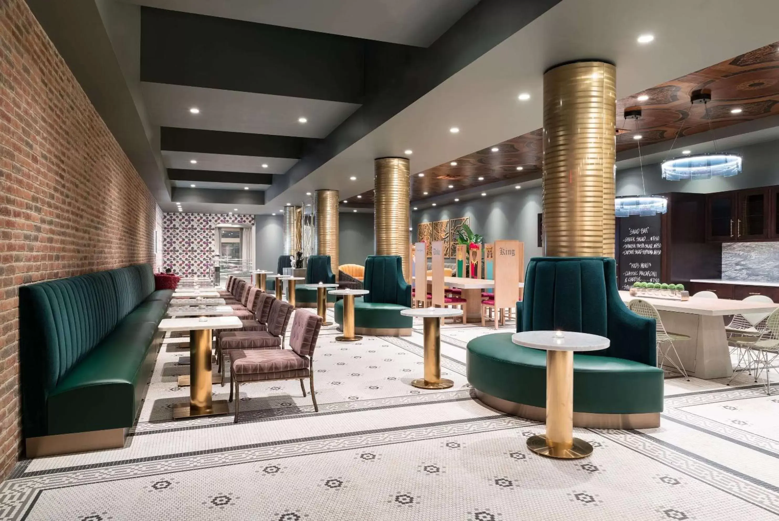 Restaurant/places to eat, Lounge/Bar in TRYP by Wyndham Newark Downtown