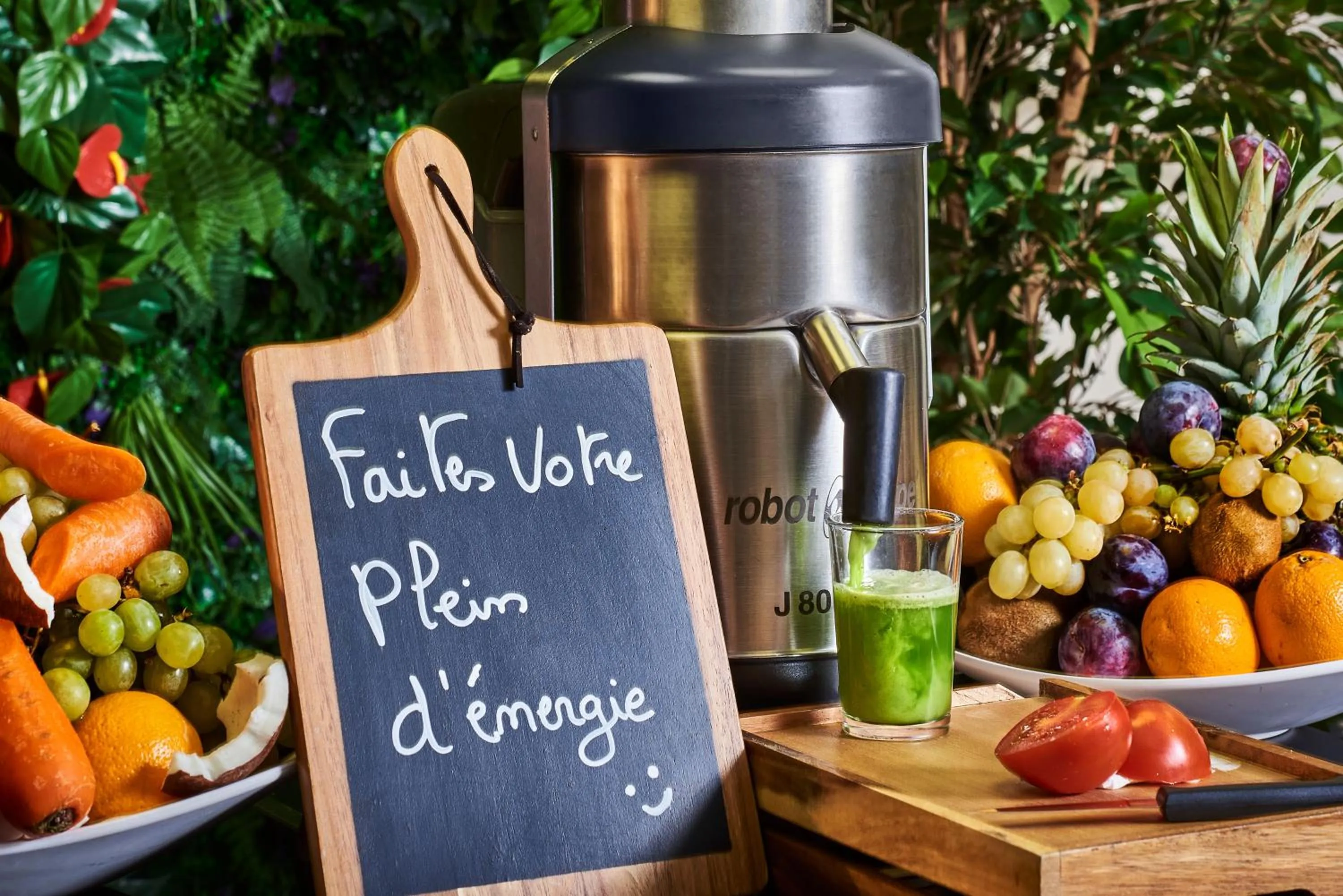 Buffet breakfast in Campanile Paris Sud - Porte d'Orléans - Arcueil