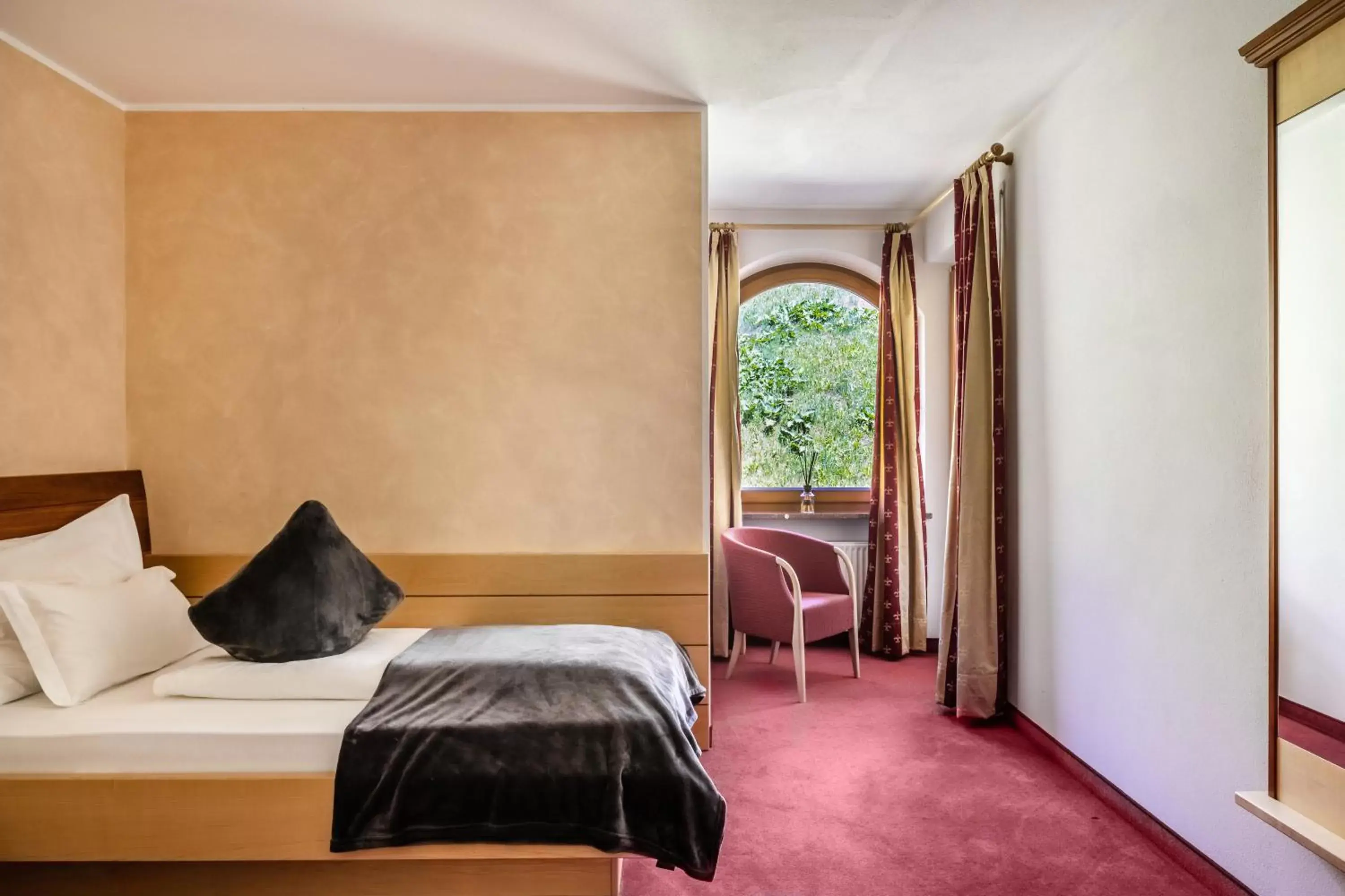 Single Room with Balcony - single occupancy in Boutique Hotel Kircher