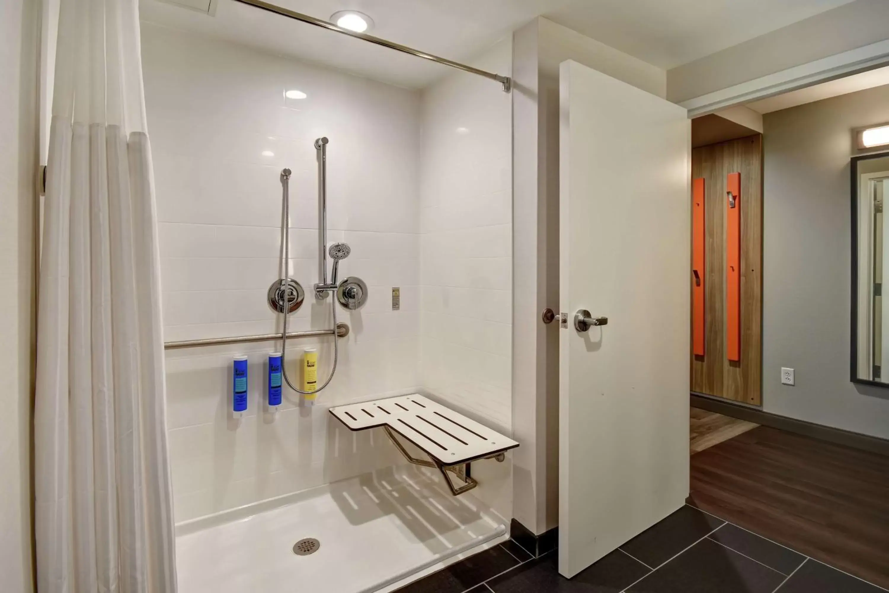 Bathroom in Tru By Hilton Syracuse-Camillus