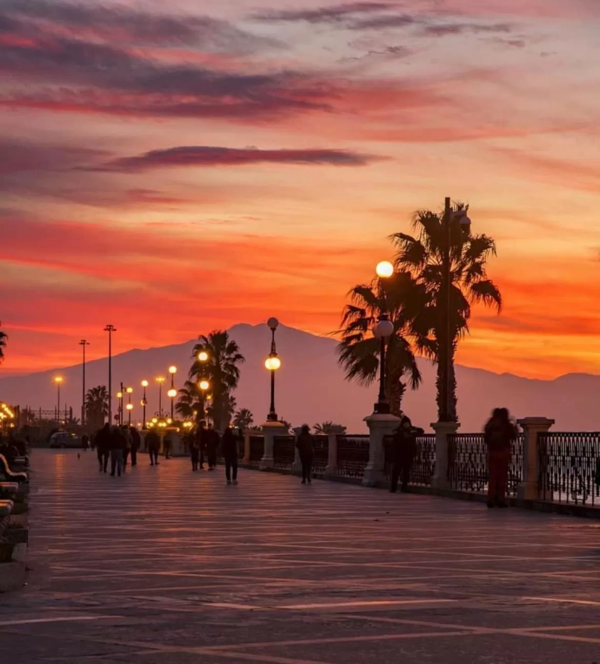 Sunrise/Sunset in PALAZZO FIACCADORI - Historical Palace