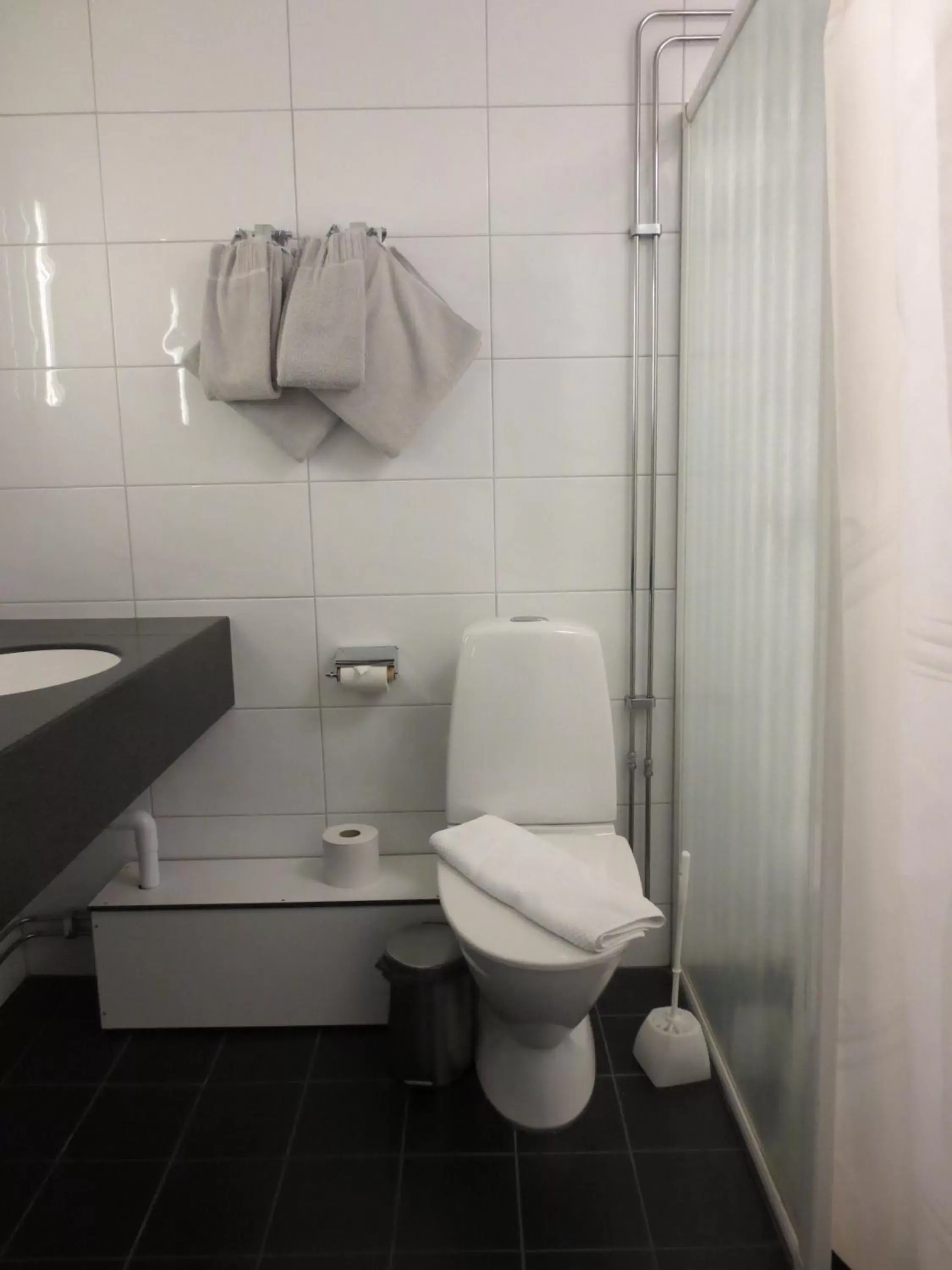 Bathroom in Sure Hotel by Best Western Centric