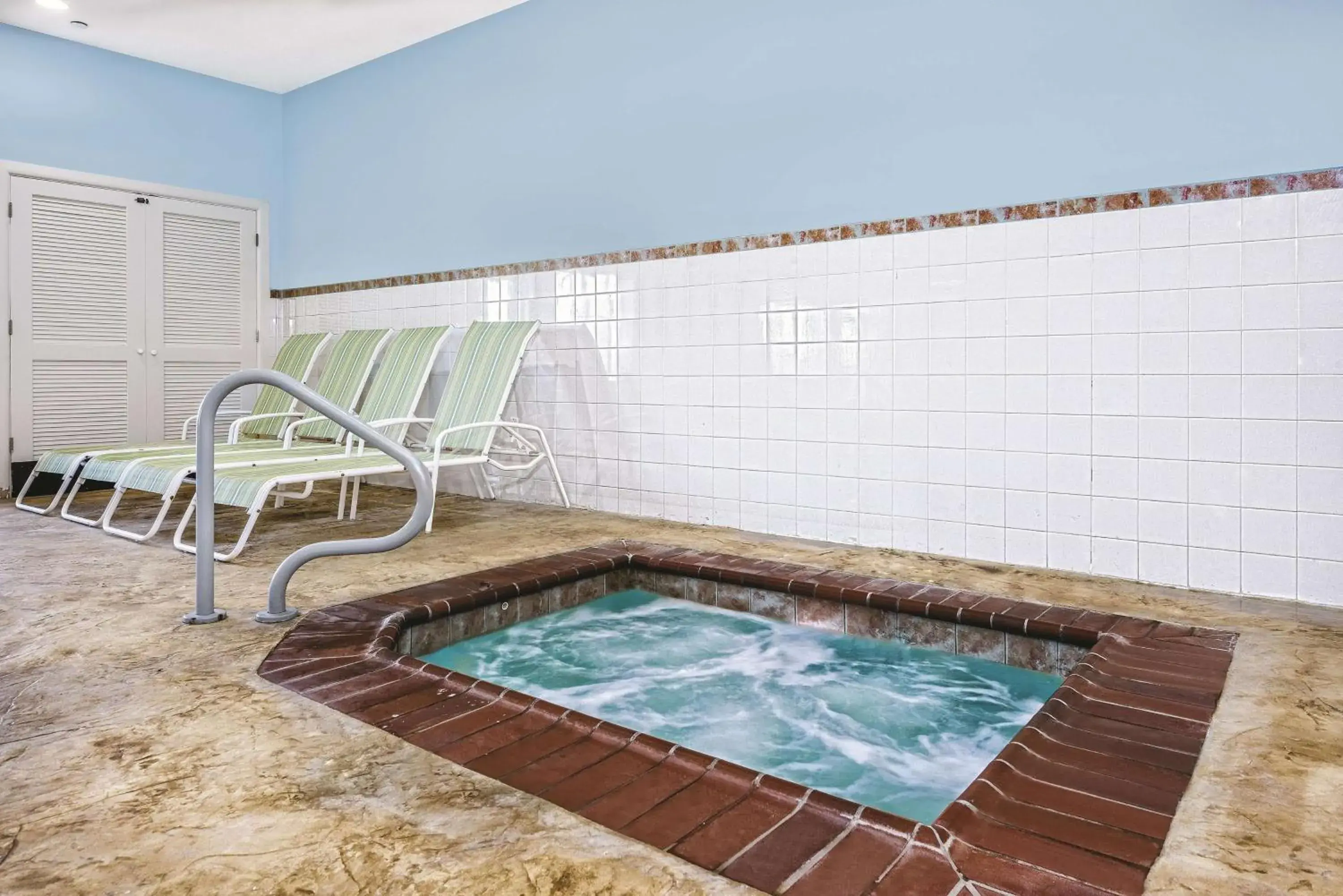 Pool view, Swimming Pool in La Quinta by Wyndham Austin - Cedar Park