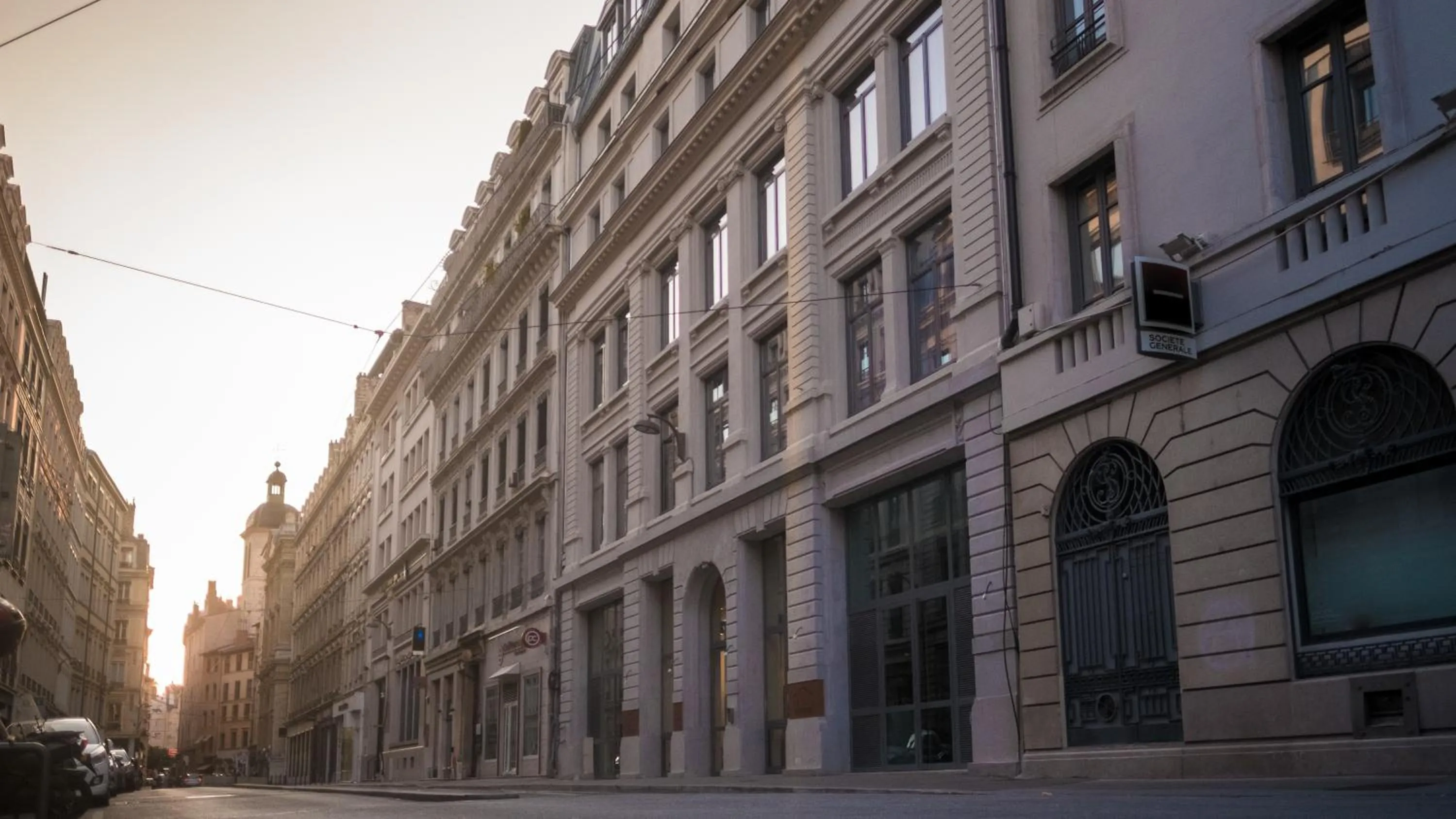 Property building in Maison Nô - Hôtel et Rooftop