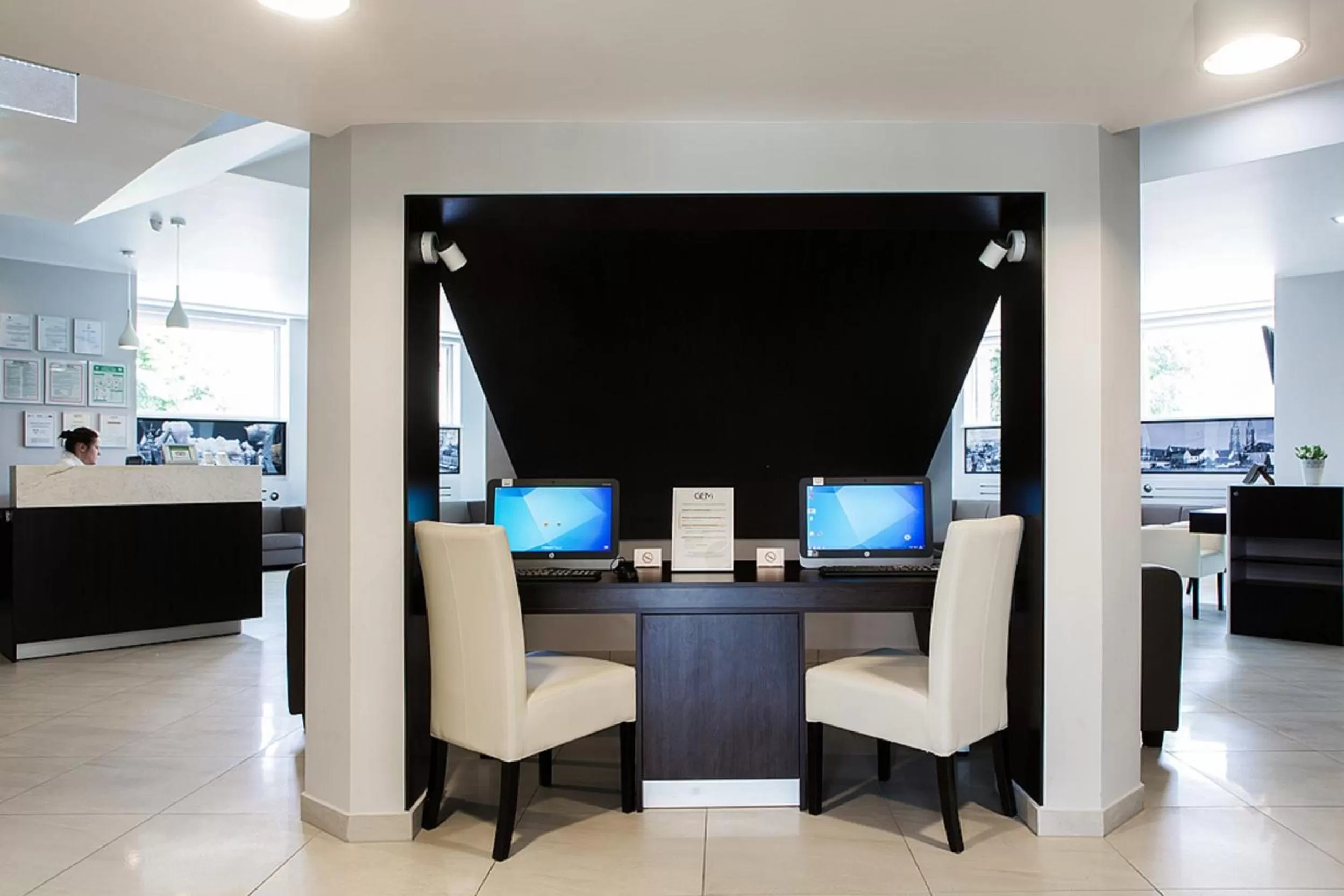 Lobby or reception in Hotel Gem