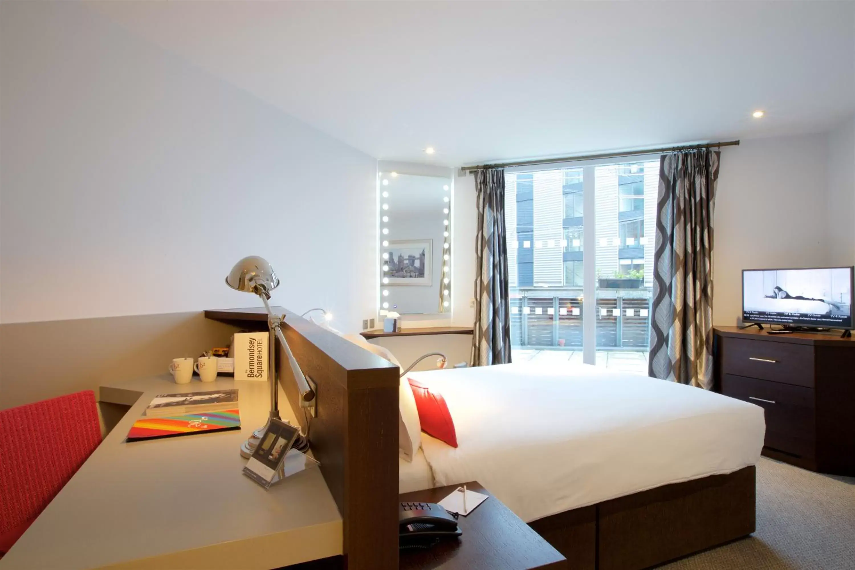 Bedroom, Bed in Bermondsey Square Hotel - A Bespoke Hotel