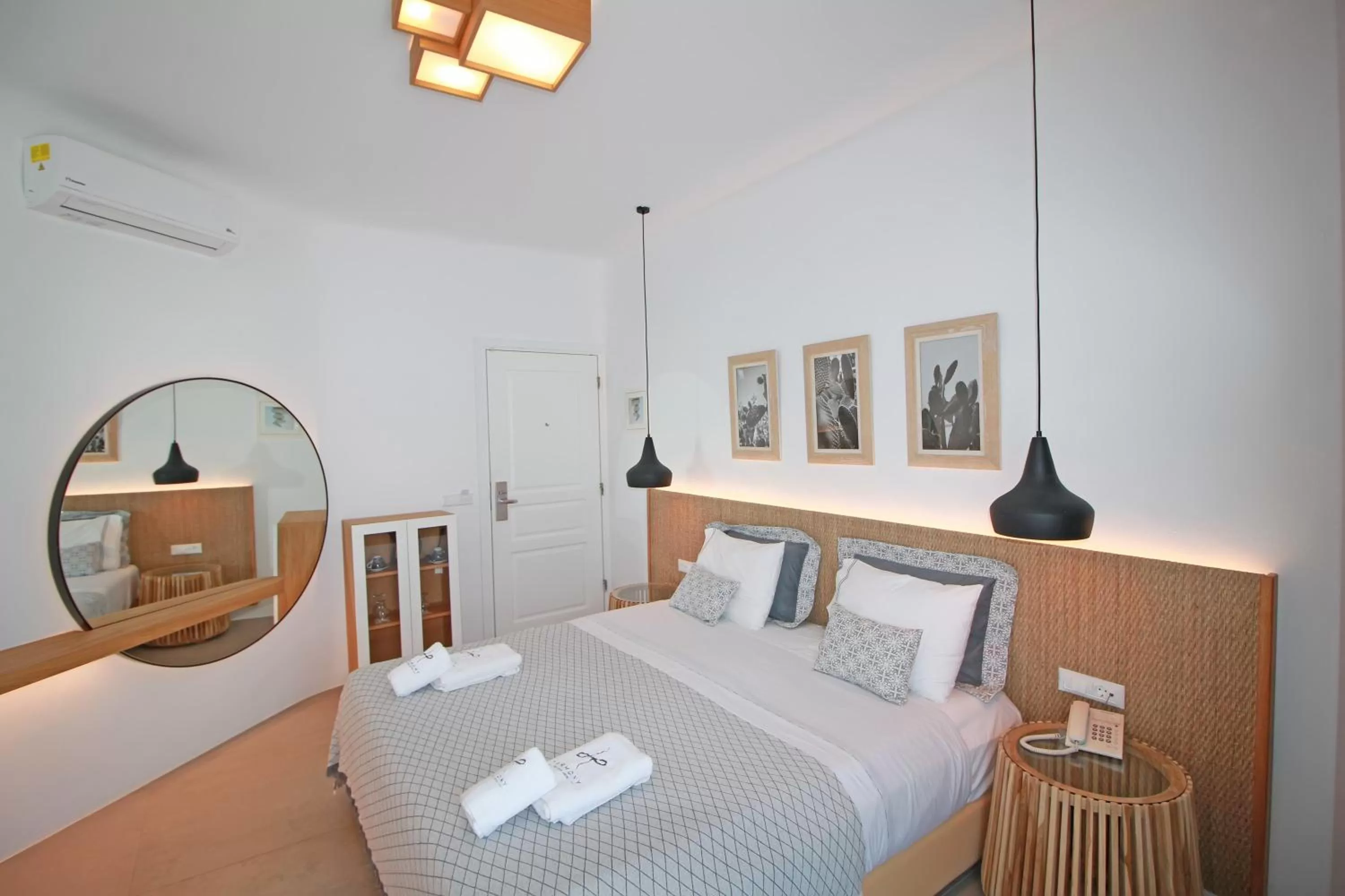 Bed in Harmony Boutique Hotel