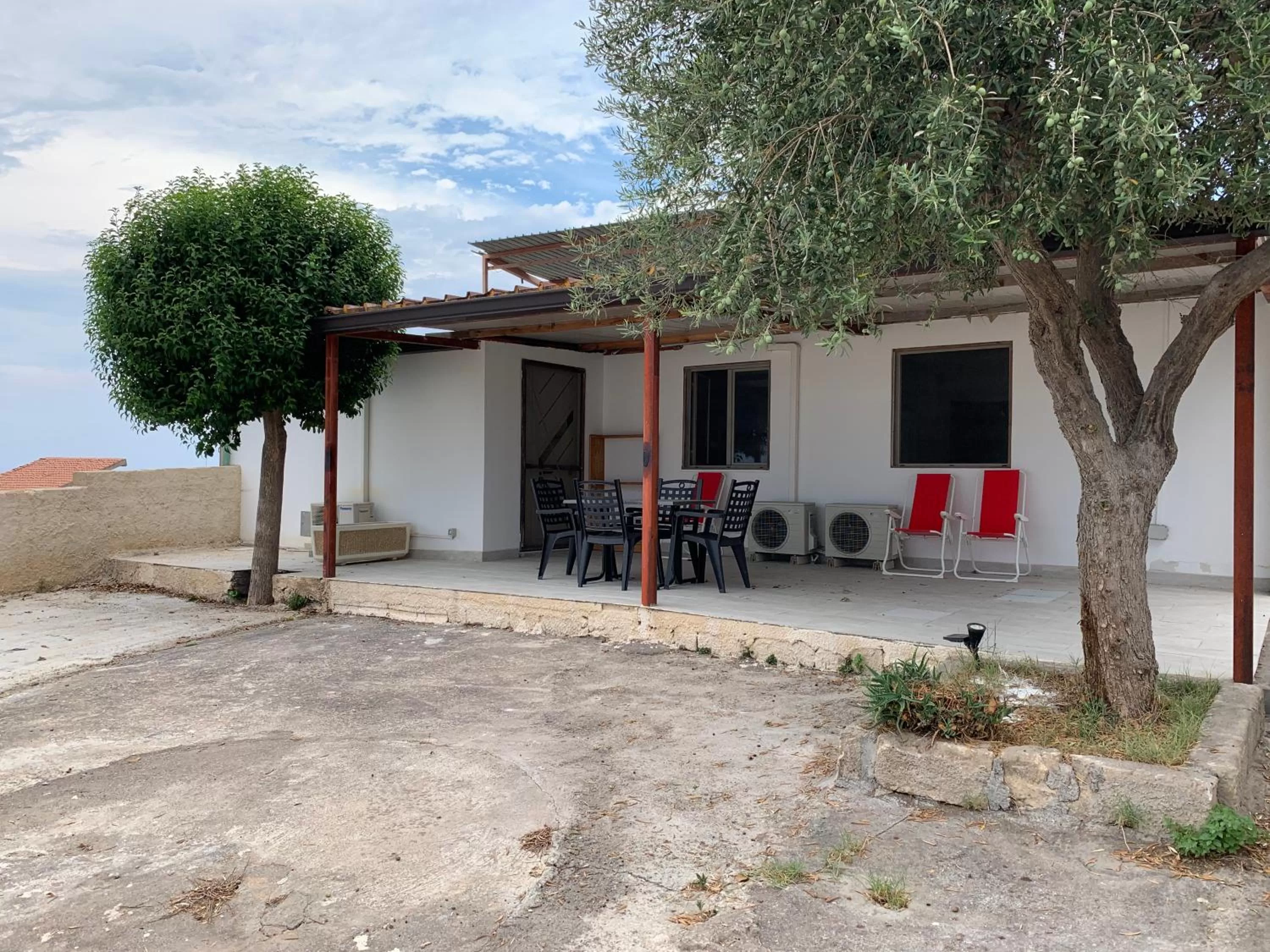 Property building in Bellavista