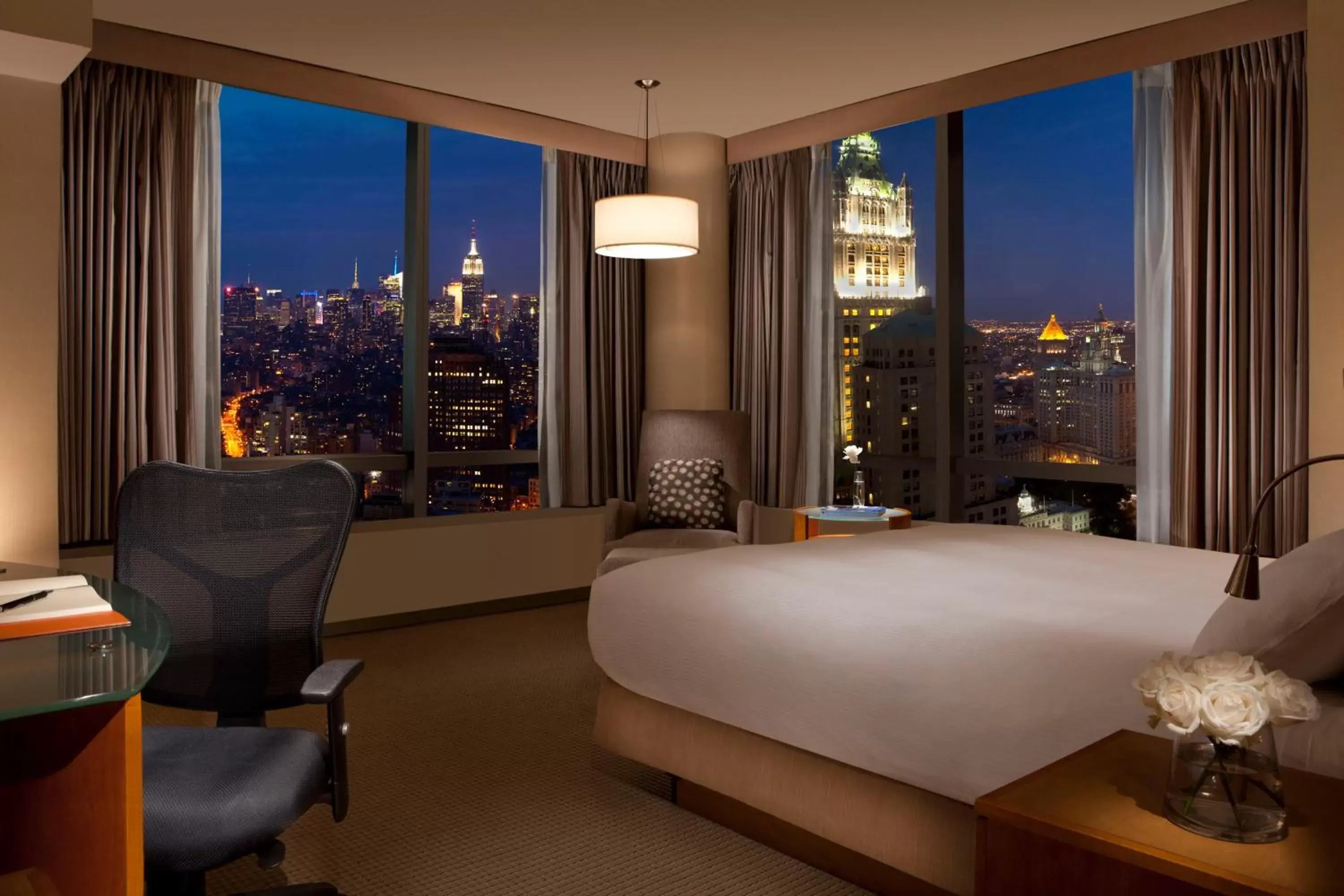 Bed, City View in Millennium Downtown New York