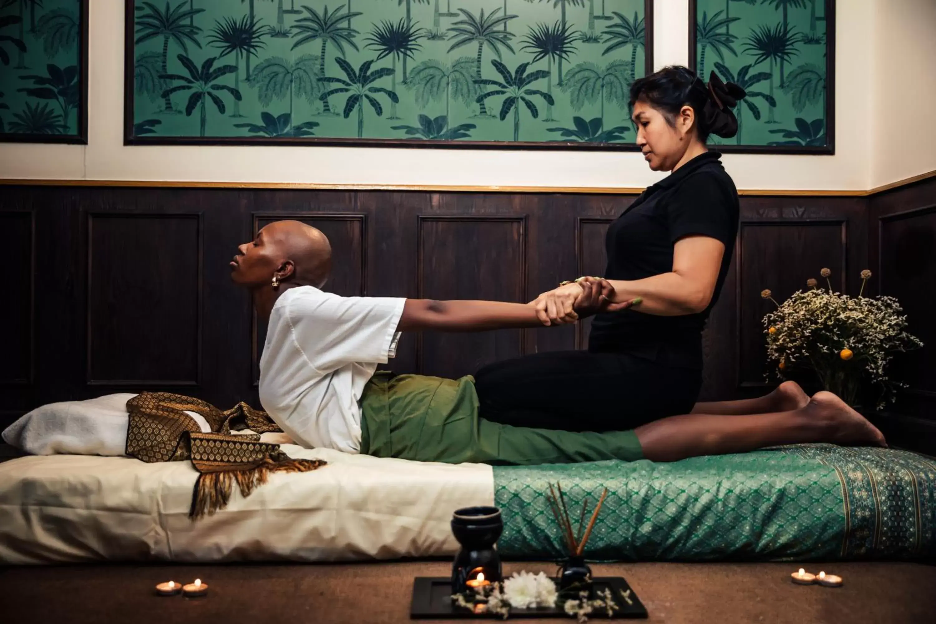 Massage in Trademark Hotel, a Member of Design Hotels