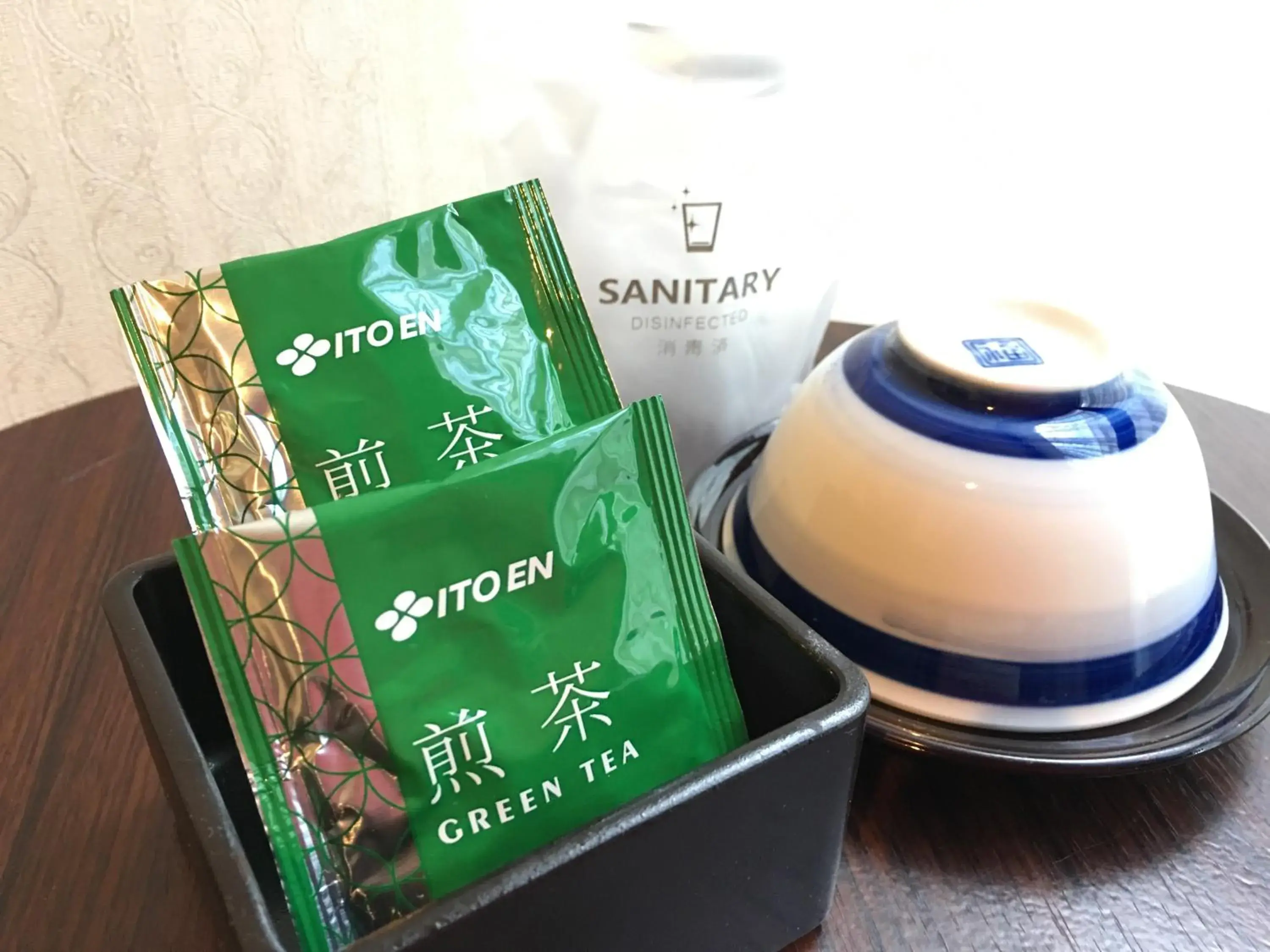 Coffee/tea facilities in Hotel Osaka Castle