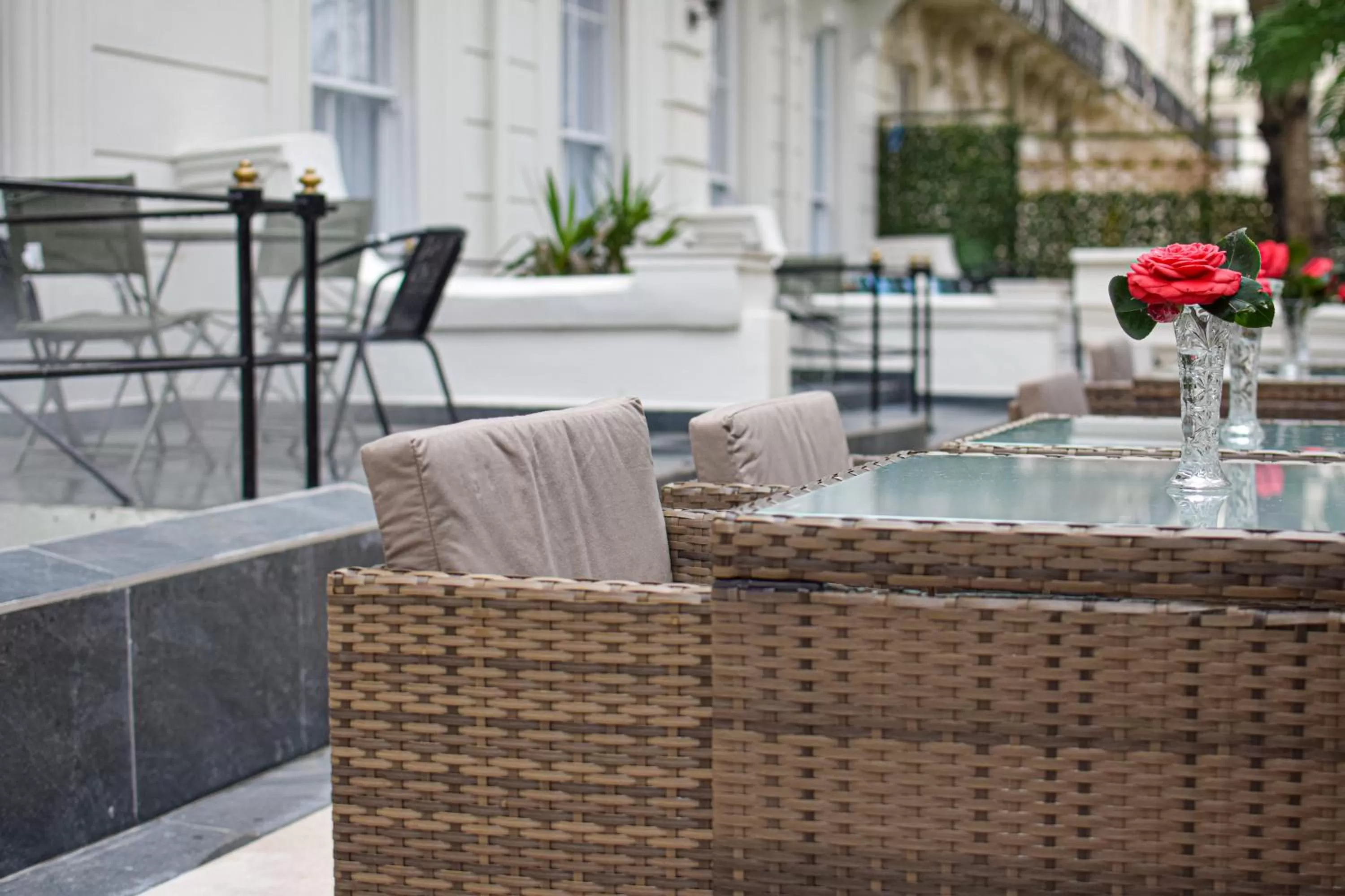 Pembridge Palace Hotel