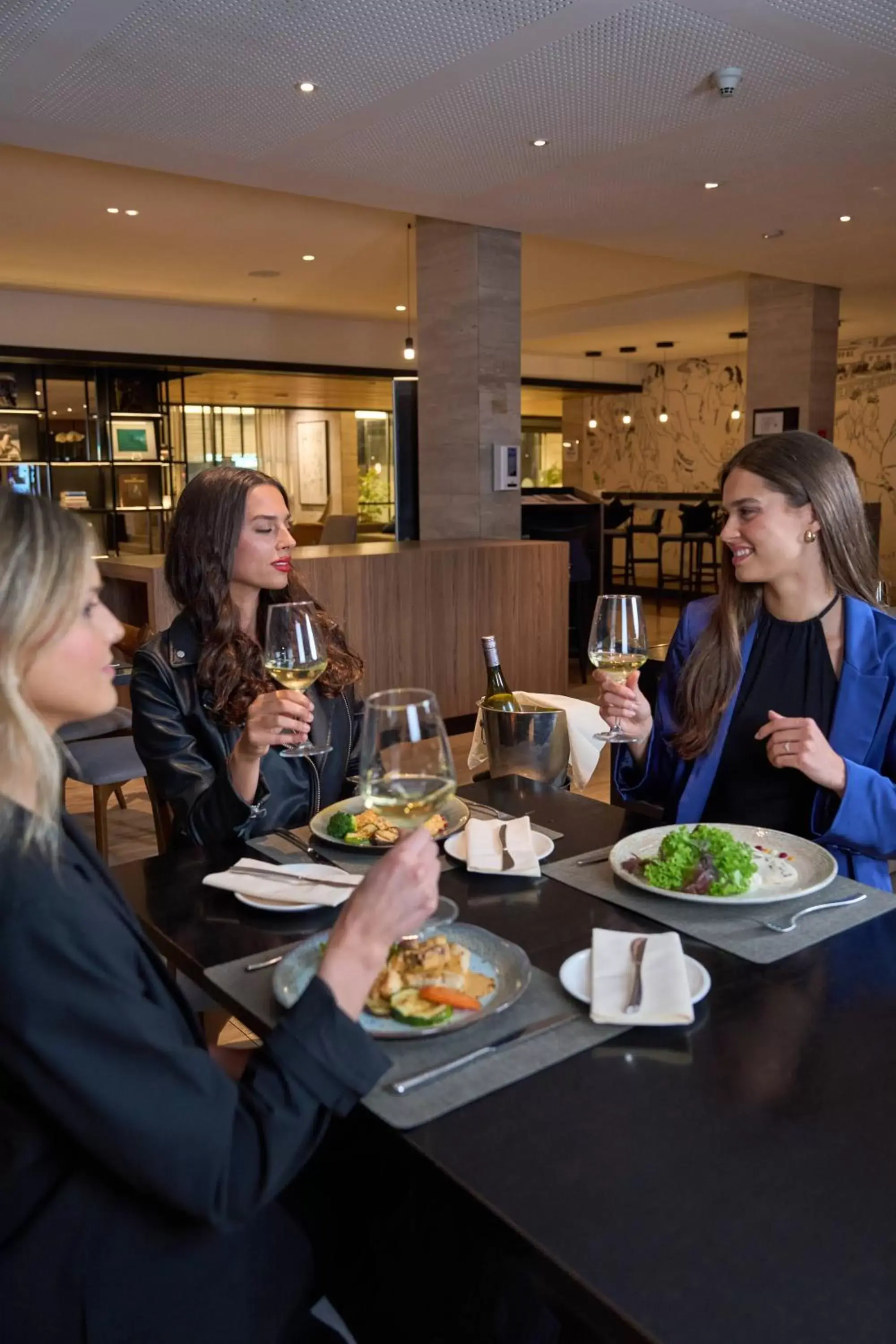 Restaurant/places to eat in Pullman Vina del Mar San Martin Restaurant/places to eat in Pullman Vina del Mar San Martin