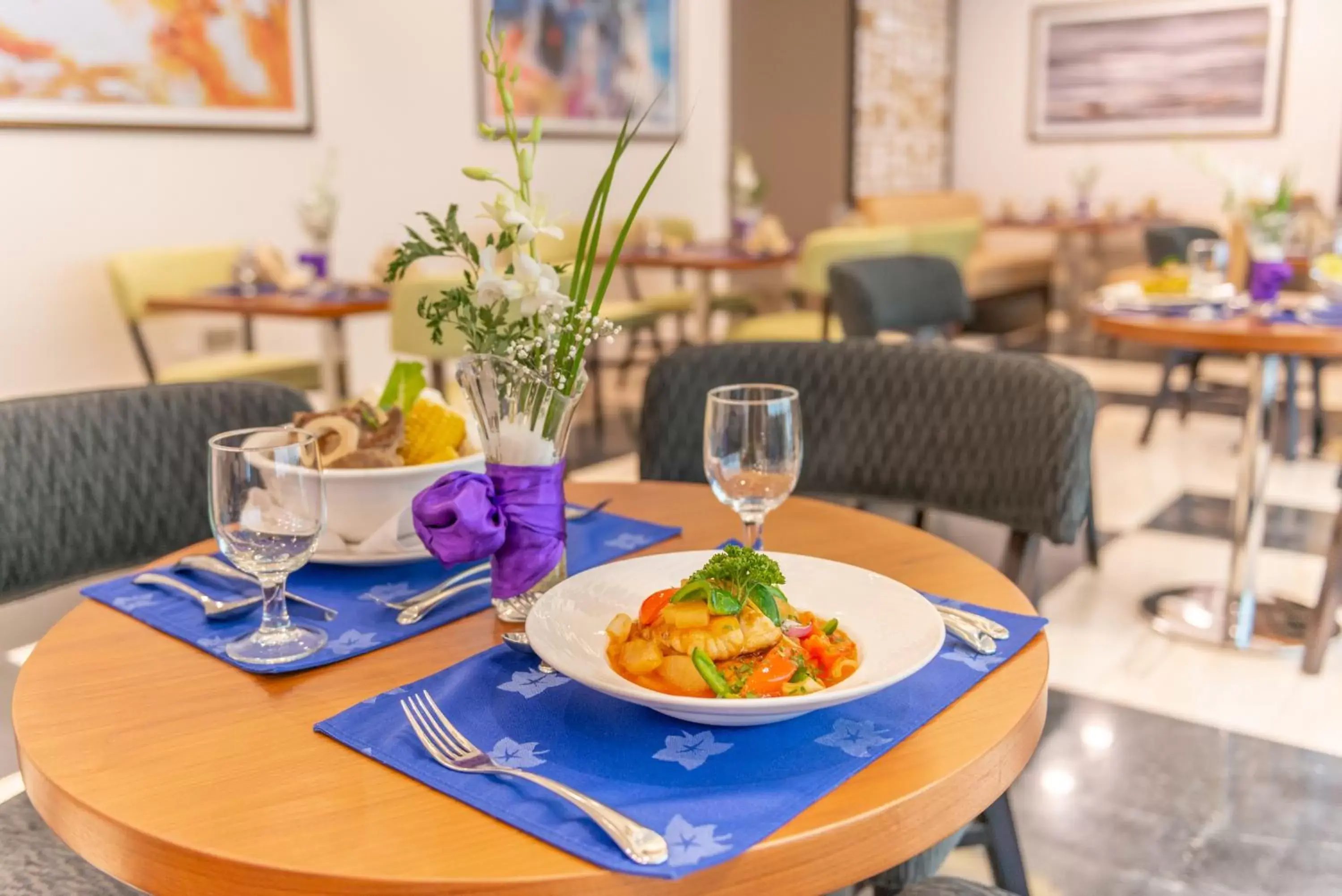 Restaurant/places to eat in Century Hotel Doha Restaurant/places to eat in Century Hotel Doha