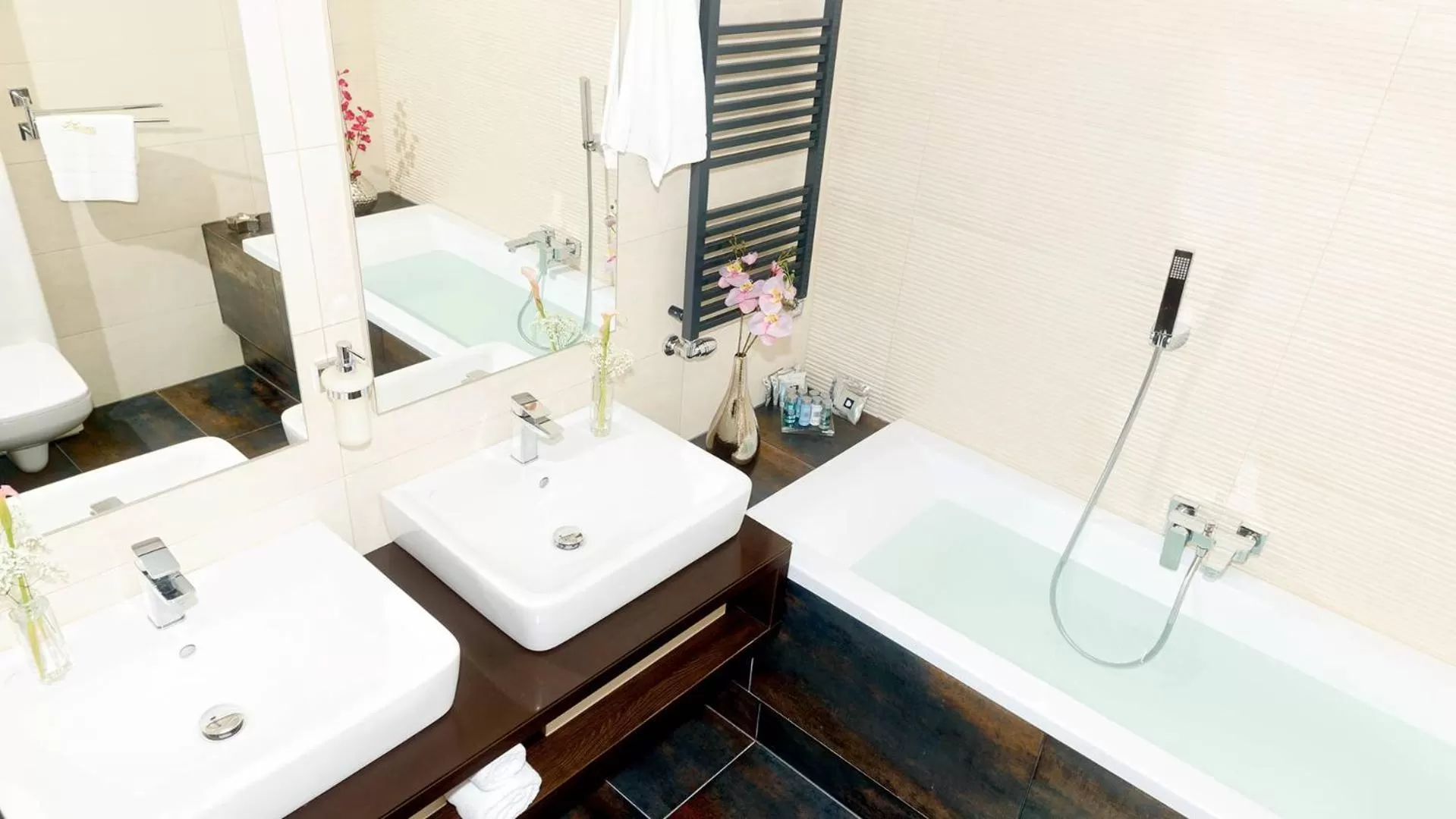 Bathroom in Horizont Resort