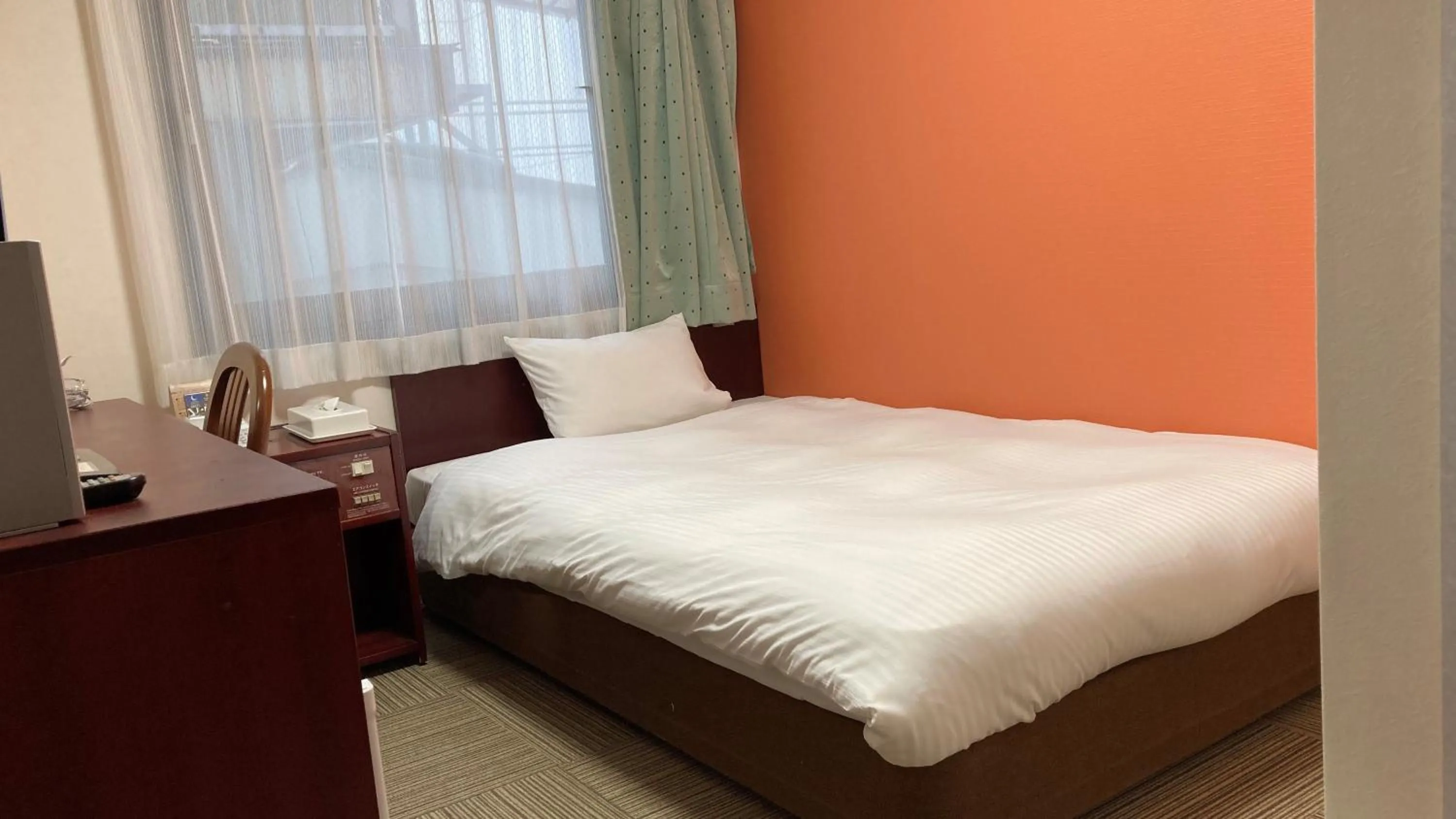 Photo of the whole room, Bed in Hotel Green Pacific