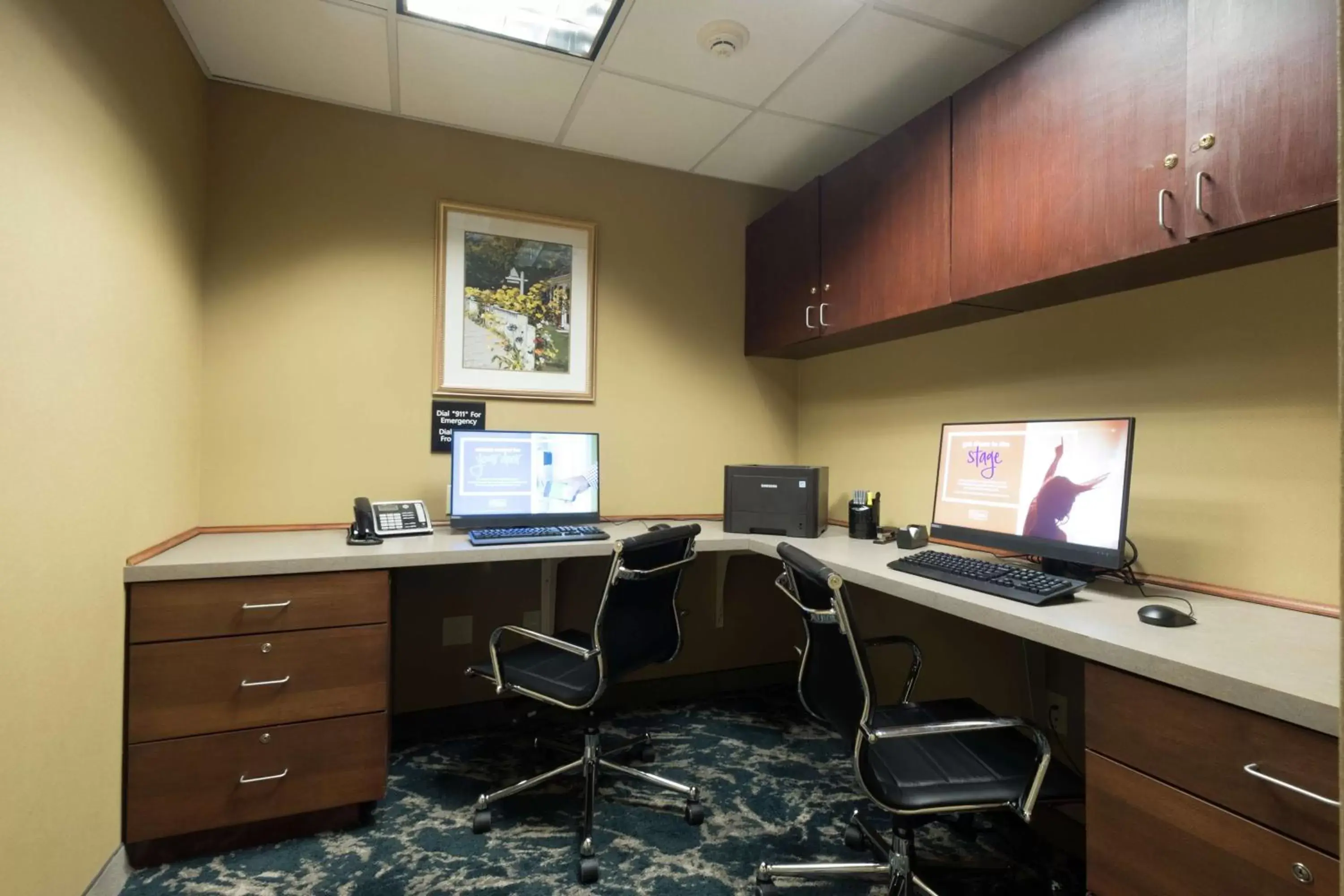 Business facilities in Hampton Inn & Suites Rockland