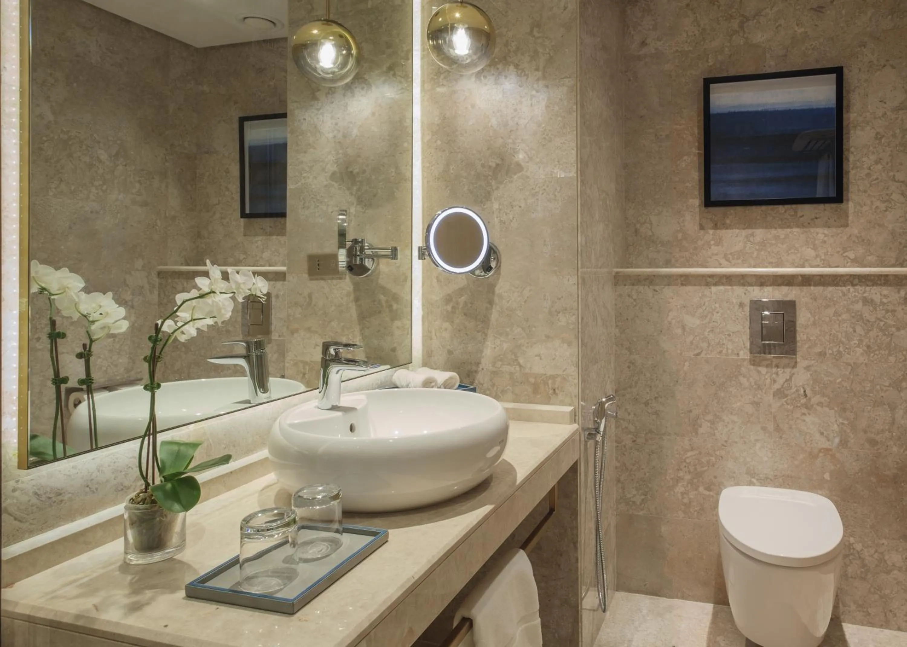 Bathroom in Maani Muscat Hotel & Apartments