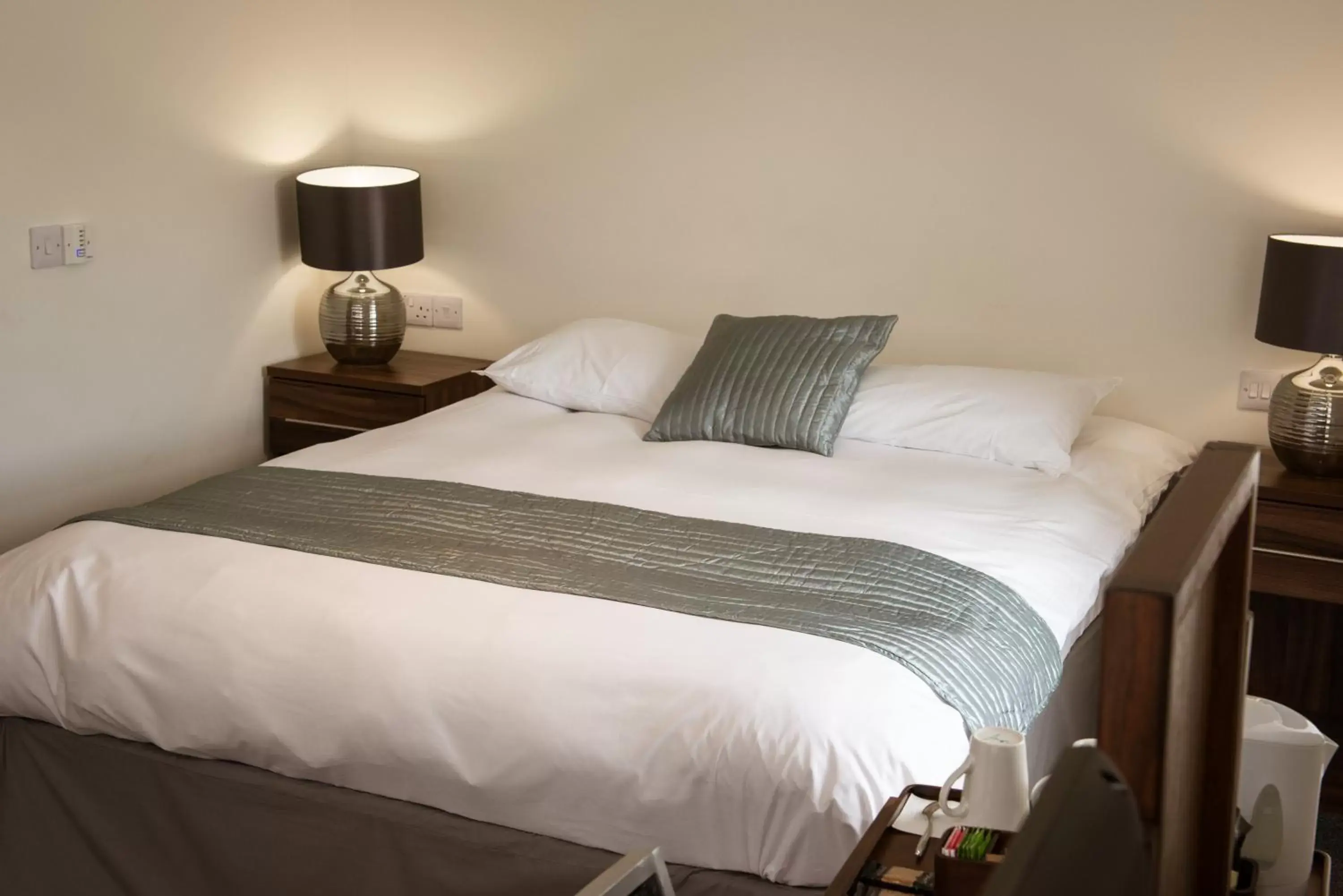 Deluxe Double Room with Extra Bed in The Birchtree Hotel Deluxe Double Room with Extra Bed in The Birchtree Hotel