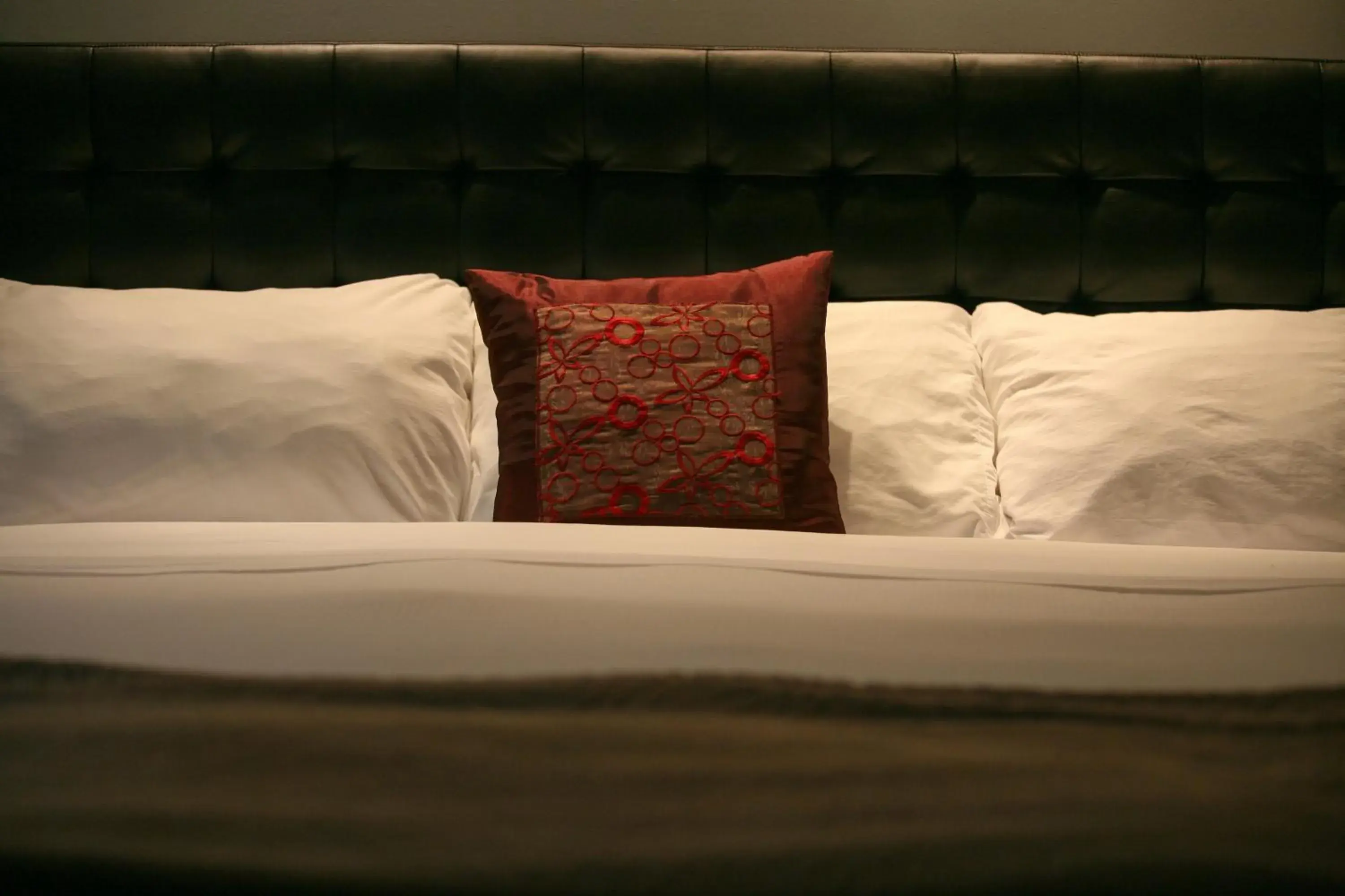 Bed in Hotel Metro