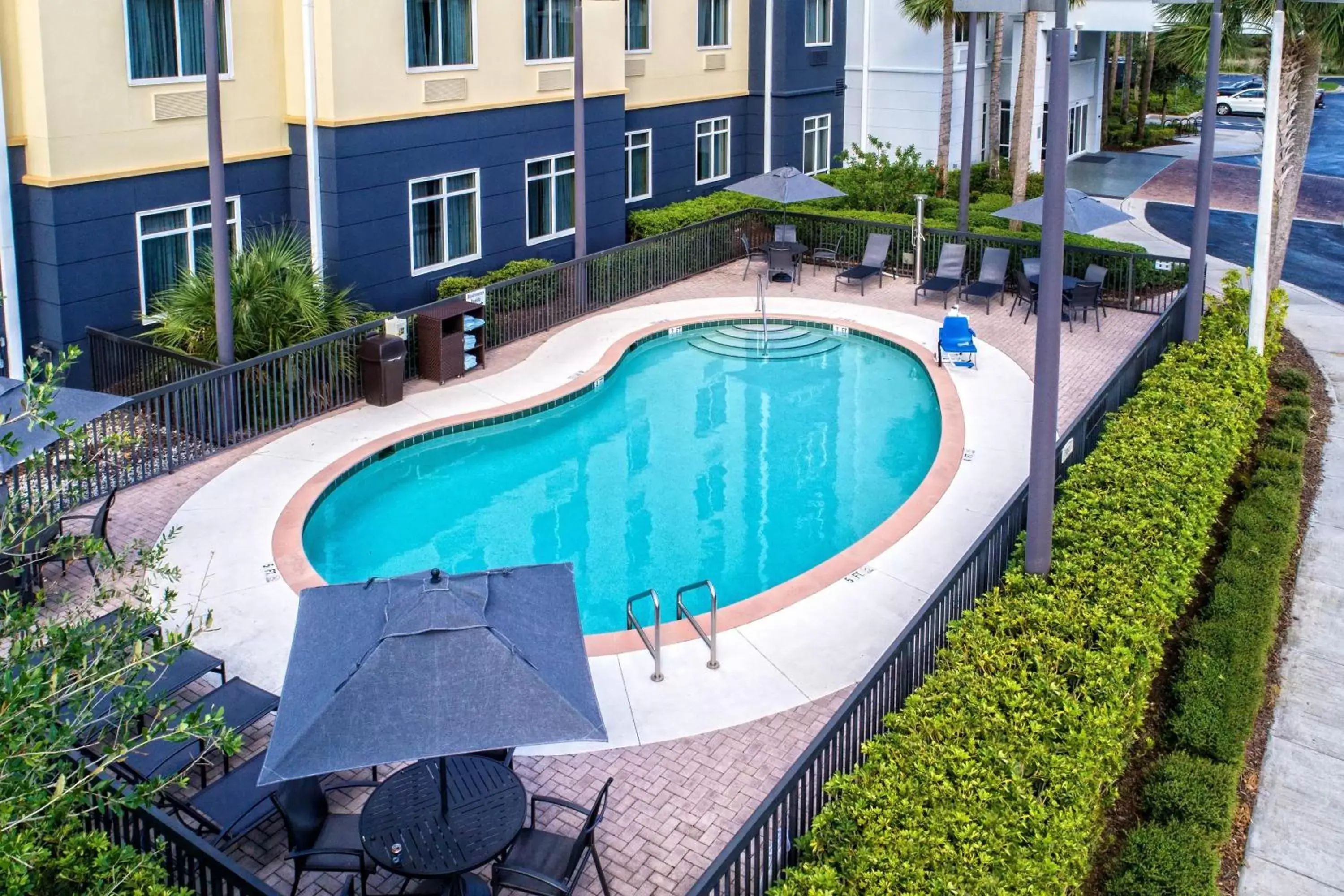 Swimming pool, Pool View in Fairfield Inn and Suites by Marriott Naples