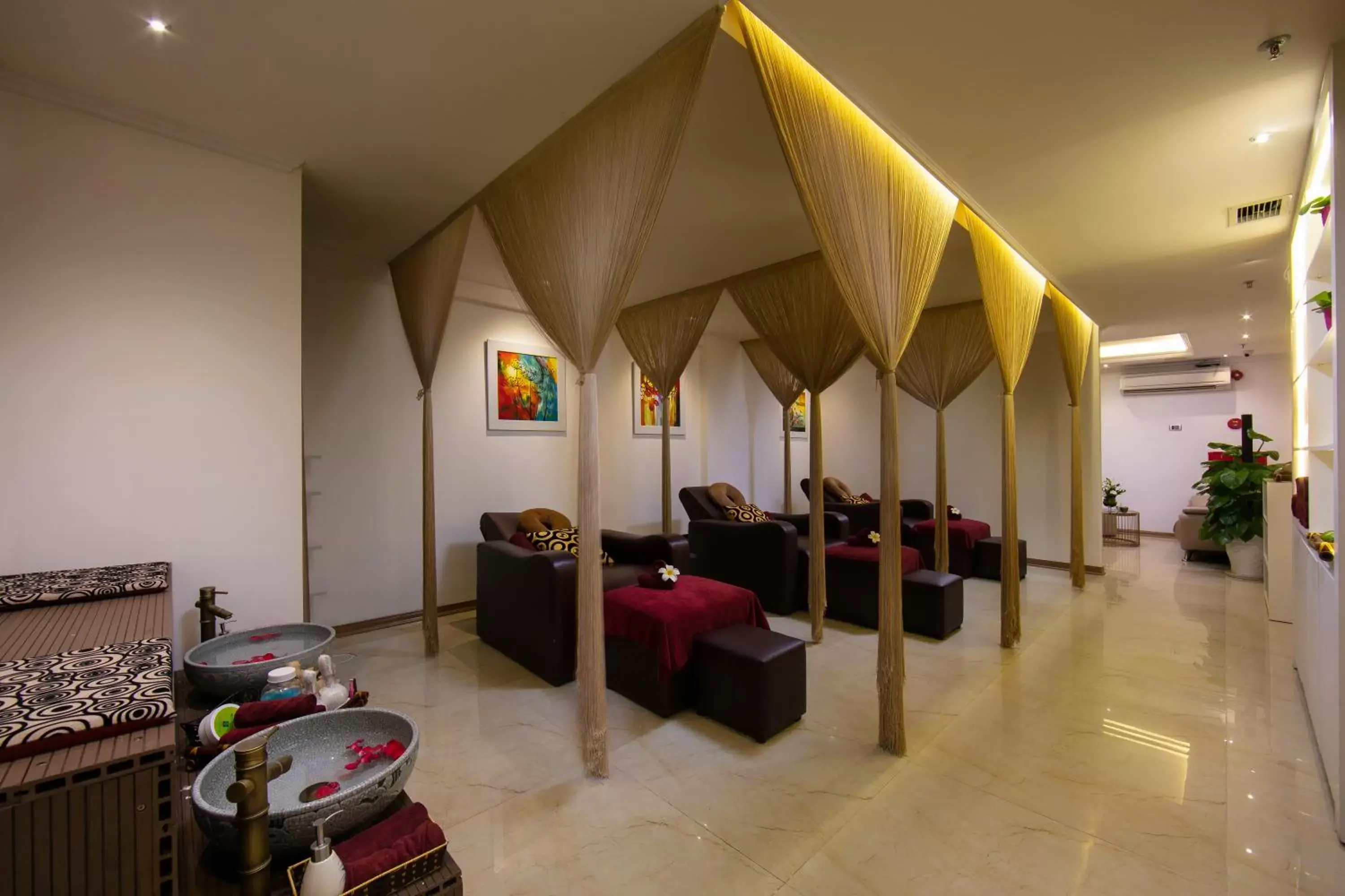 Massage in Hanoi Paon Hotel & Spa