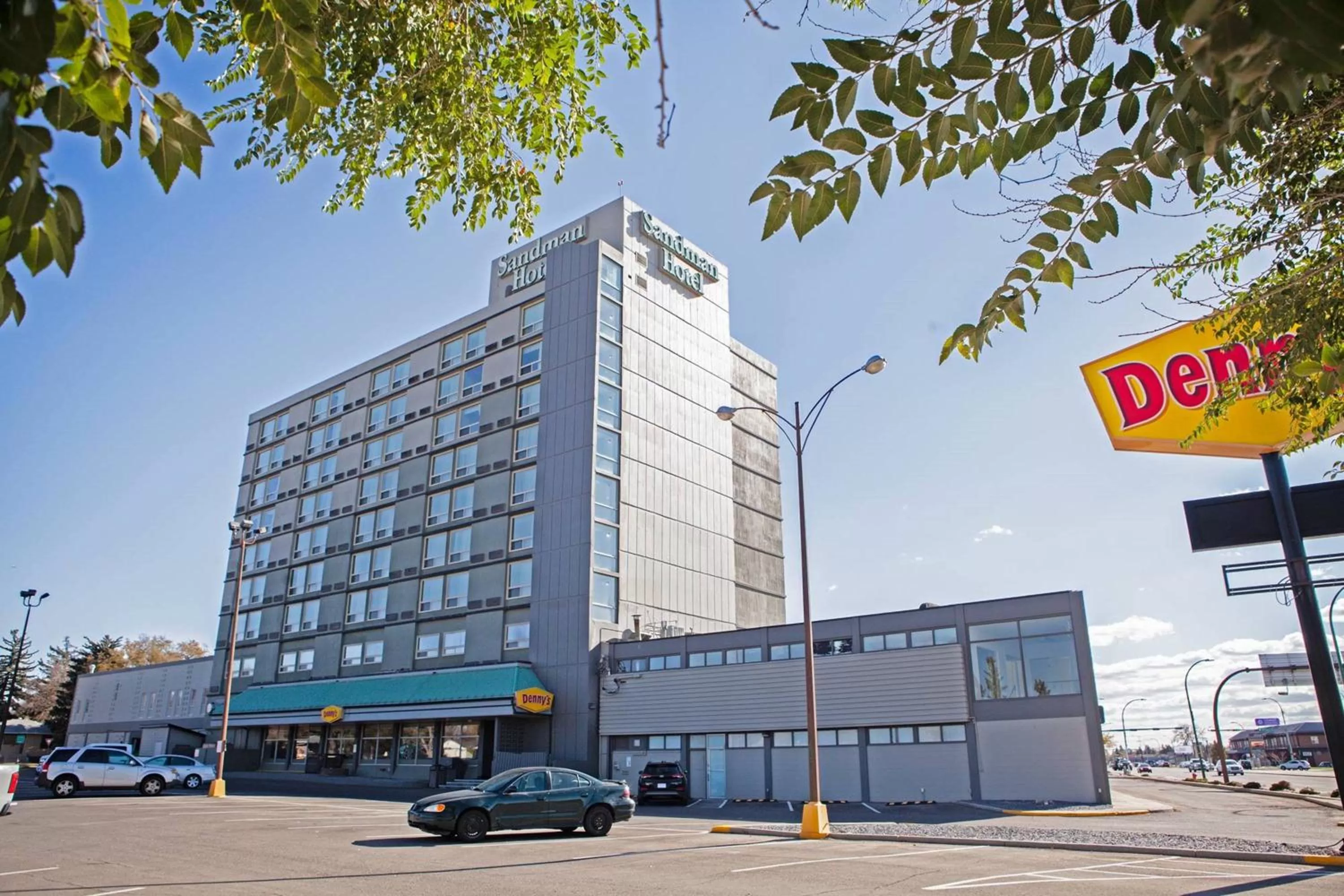Property building in Sandman Hotel Lethbridge
