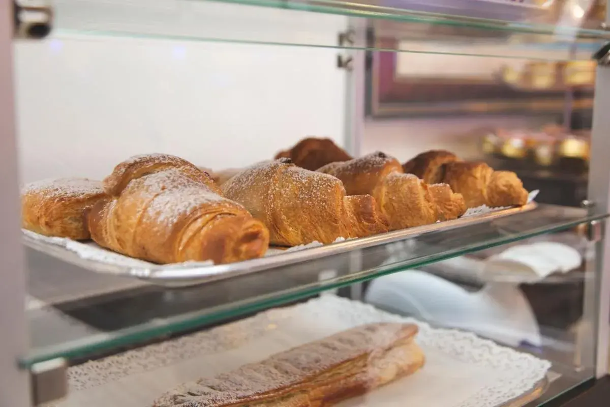 Breakfast, Food in Hotel Gabbiano