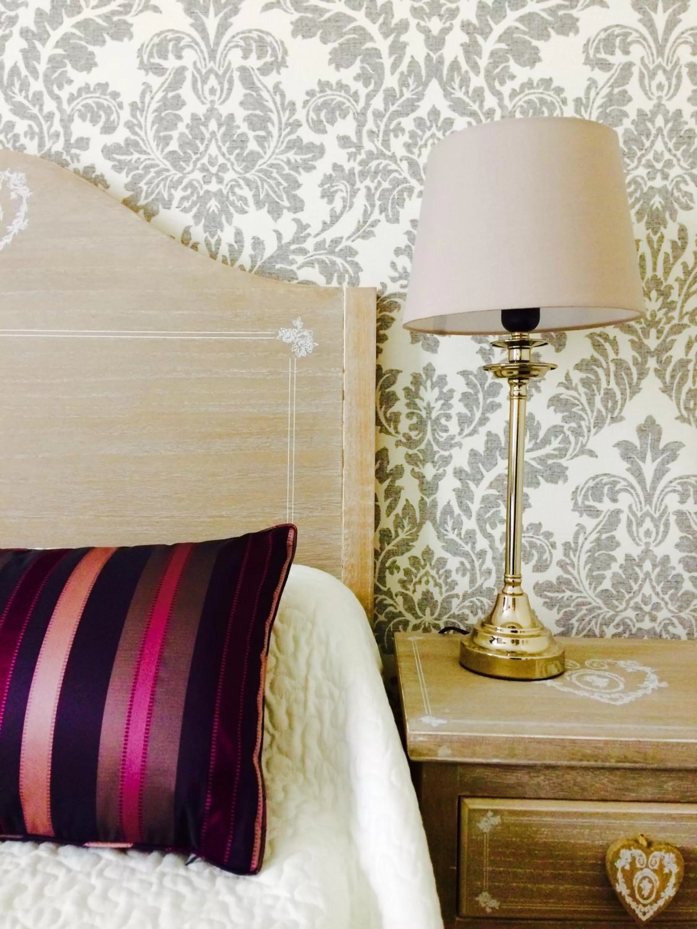 Bed in Hôtel Diderot