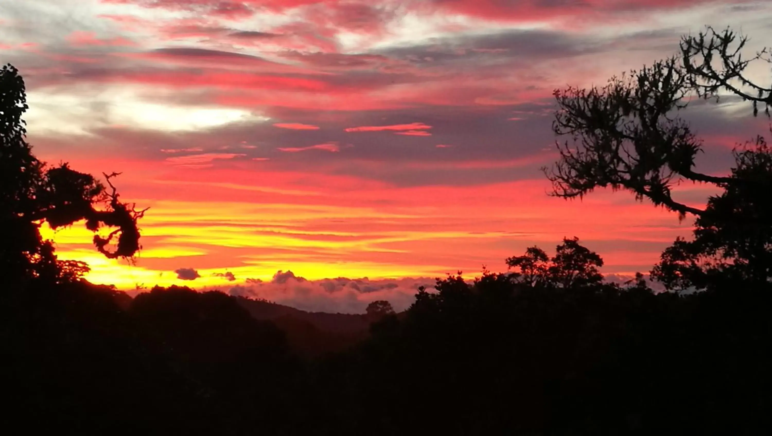 Natural landscape, Sunrise/Sunset in Iyok Ami (Madre Tierra)