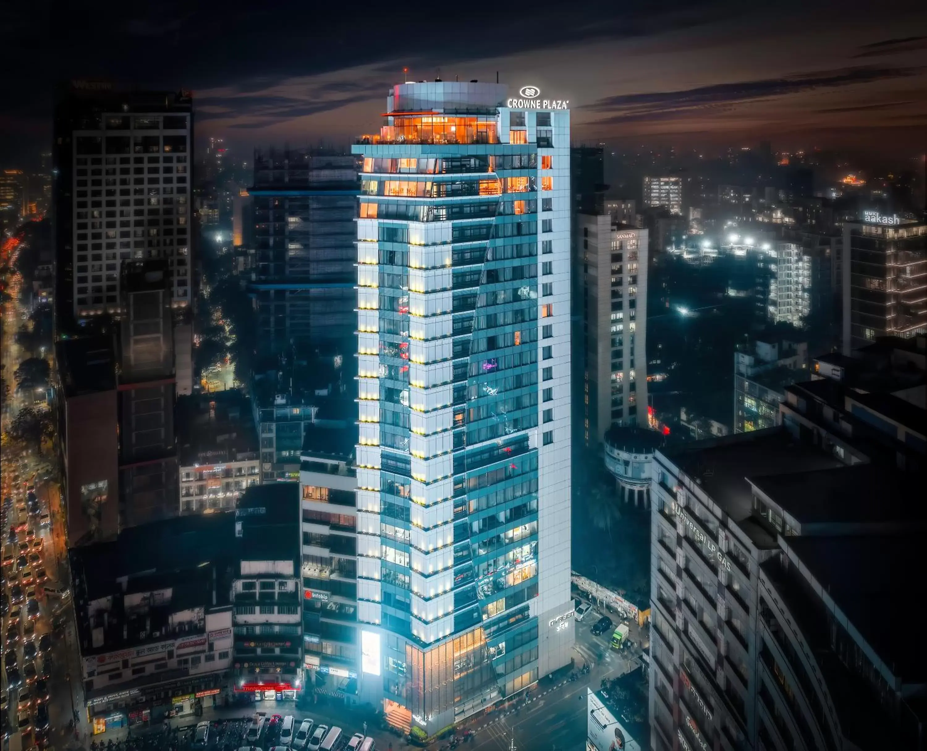 Property building in Crowne Plaza Dhaka Gulshan by IHG Property building in Crowne Plaza Dhaka Gulshan by IHG