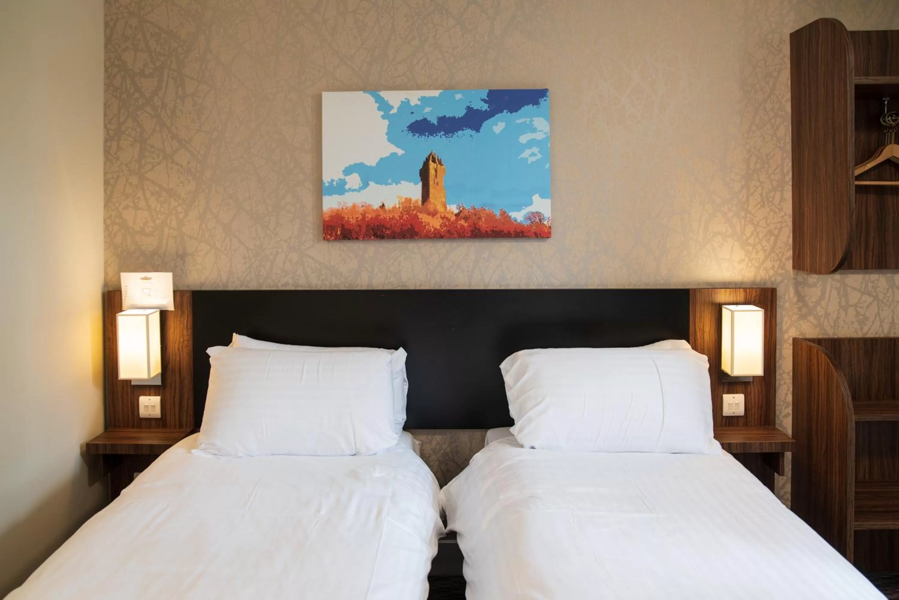 Bedroom, Bed in Highland Gate, Stirling by Marston's Inns